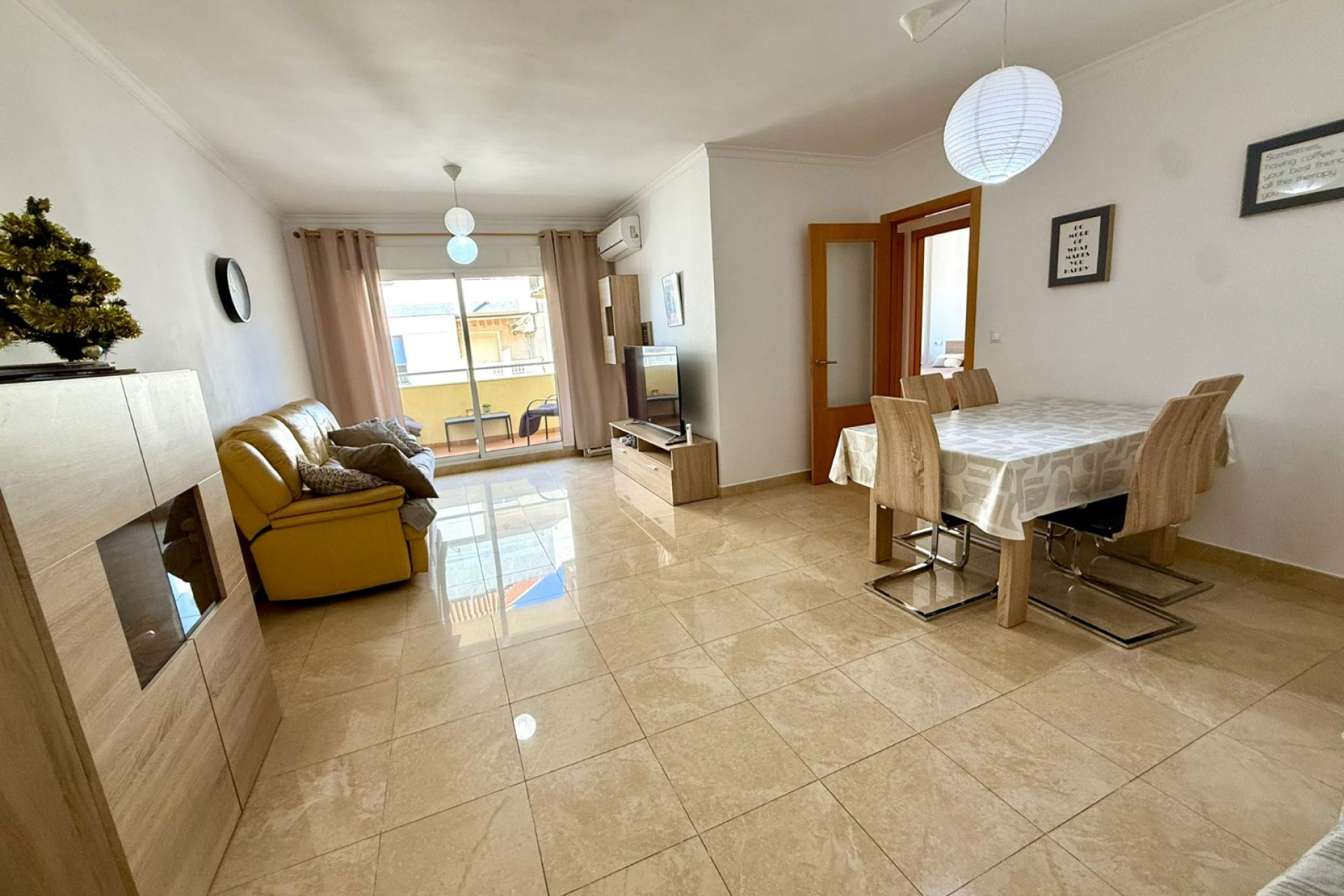 Resale - Apartment / flat - Denia - Center