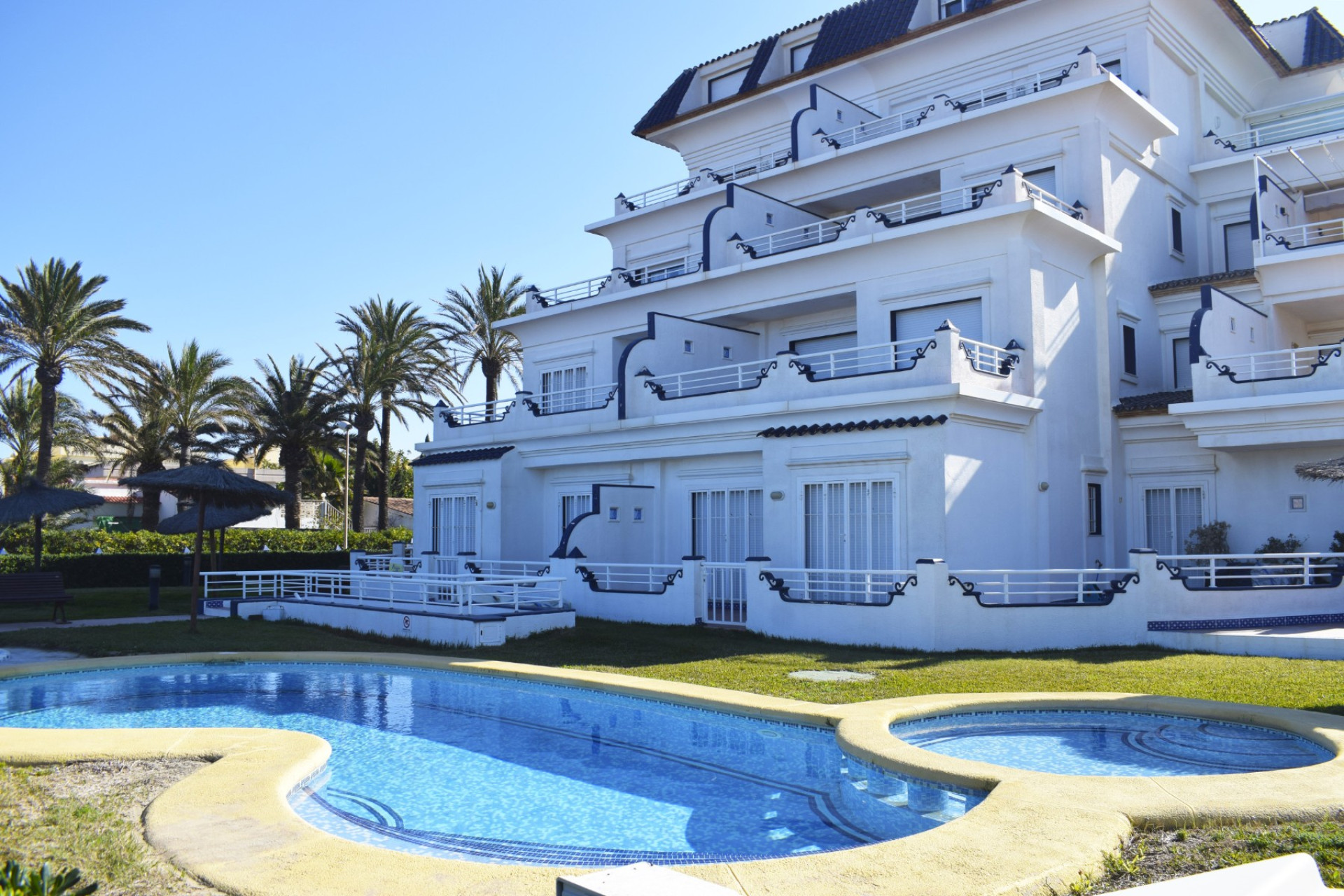Resale - Apartment / flat - Denia - Les Marines - Las Marinas