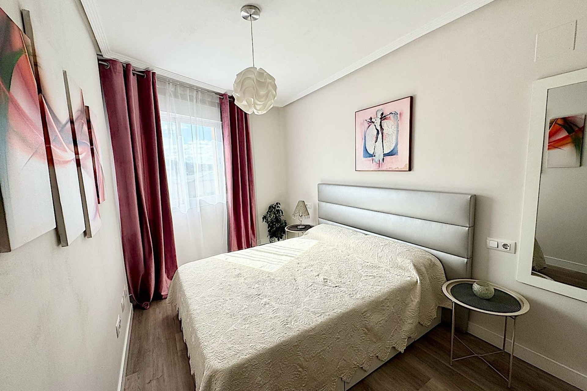 Resale - Apartment / flat - Vergel