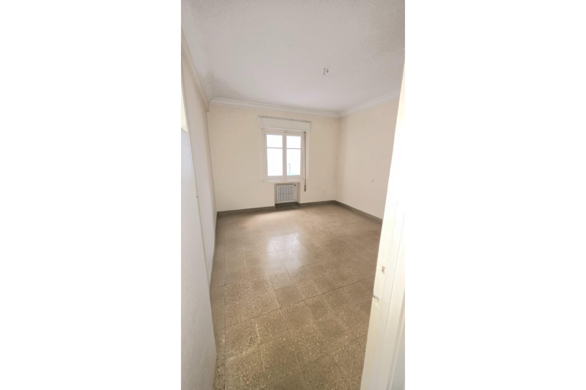 Resale - Apartment  - Gijon - Centro - Puerto