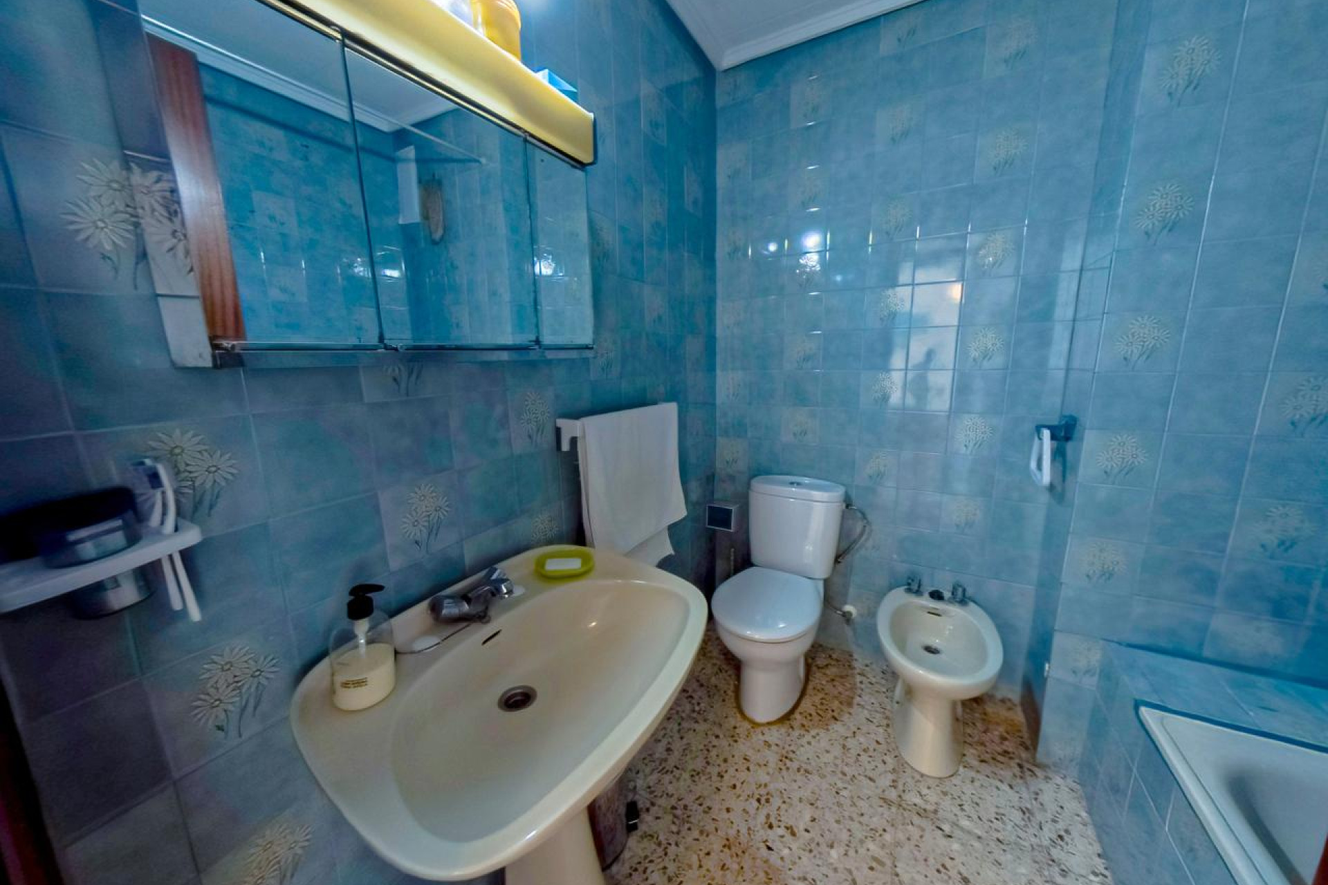 Resale - Apartment  - Guardamar del Segura - Avinguda Filipines, 03140