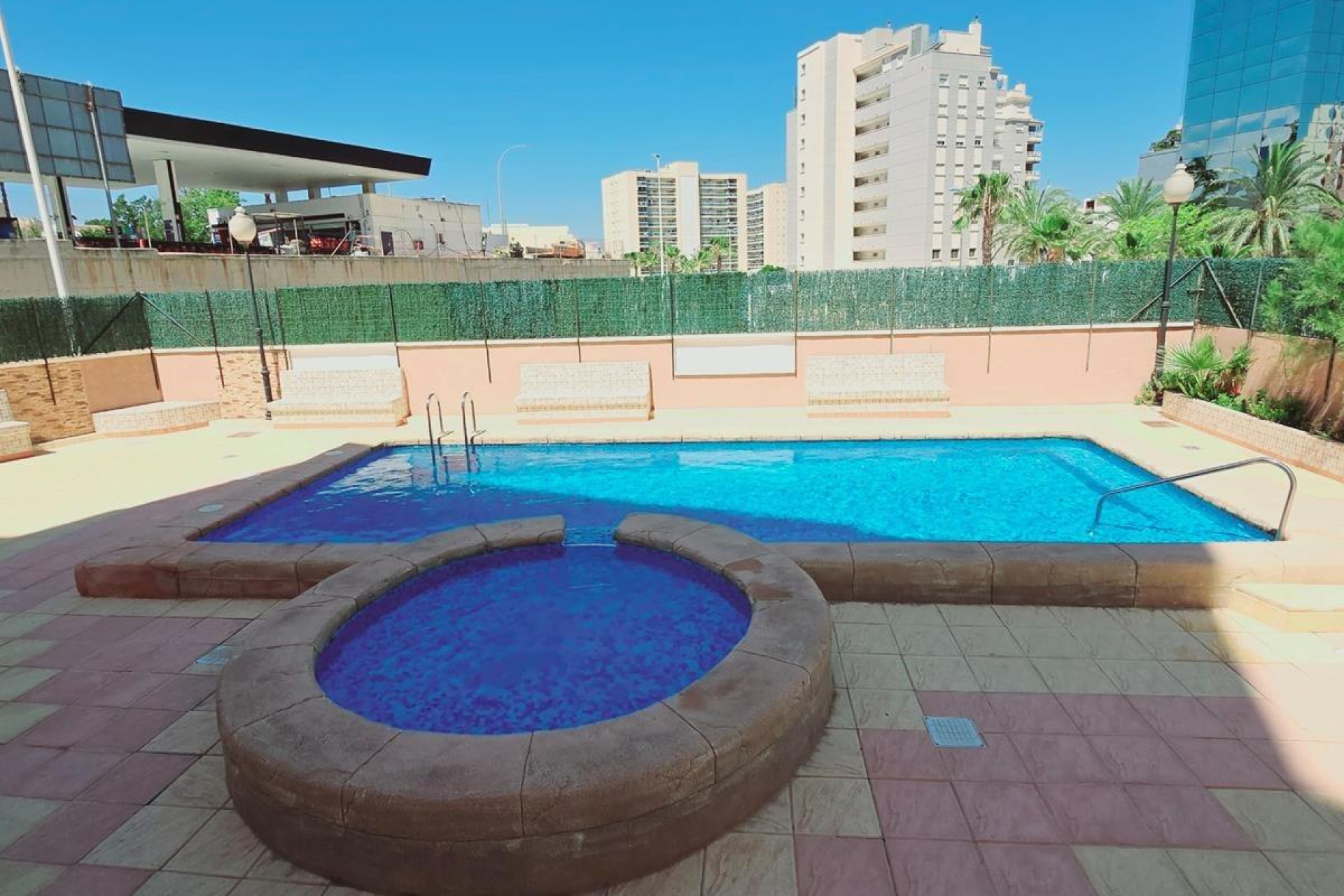 Resale - Apartment  - Guardamar del Segura - CENTRO