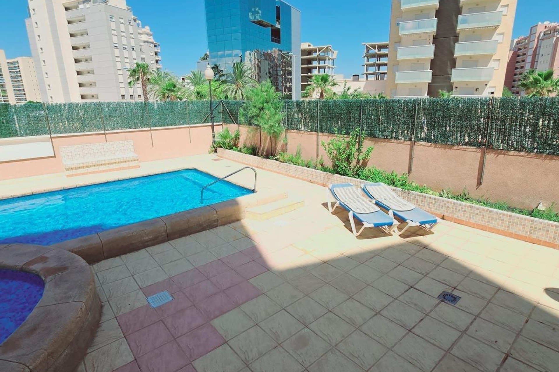 Resale - Apartment  - Guardamar del Segura - CENTRO