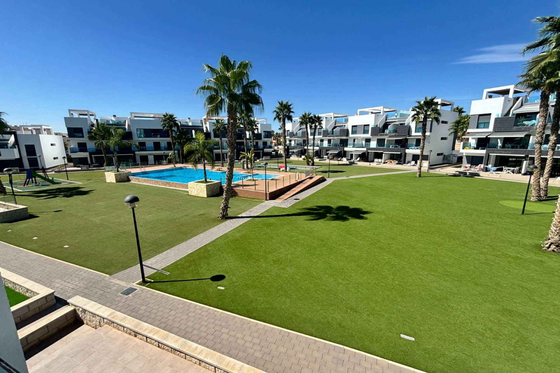 Resale - Apartment  - Guardamar del Segura - El Raso