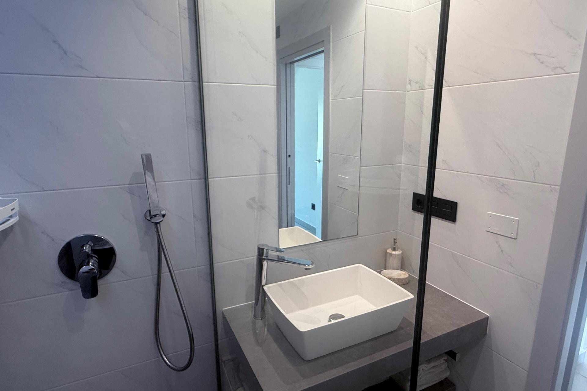 Resale - Apartment  - Guardamar del Segura - El Raso