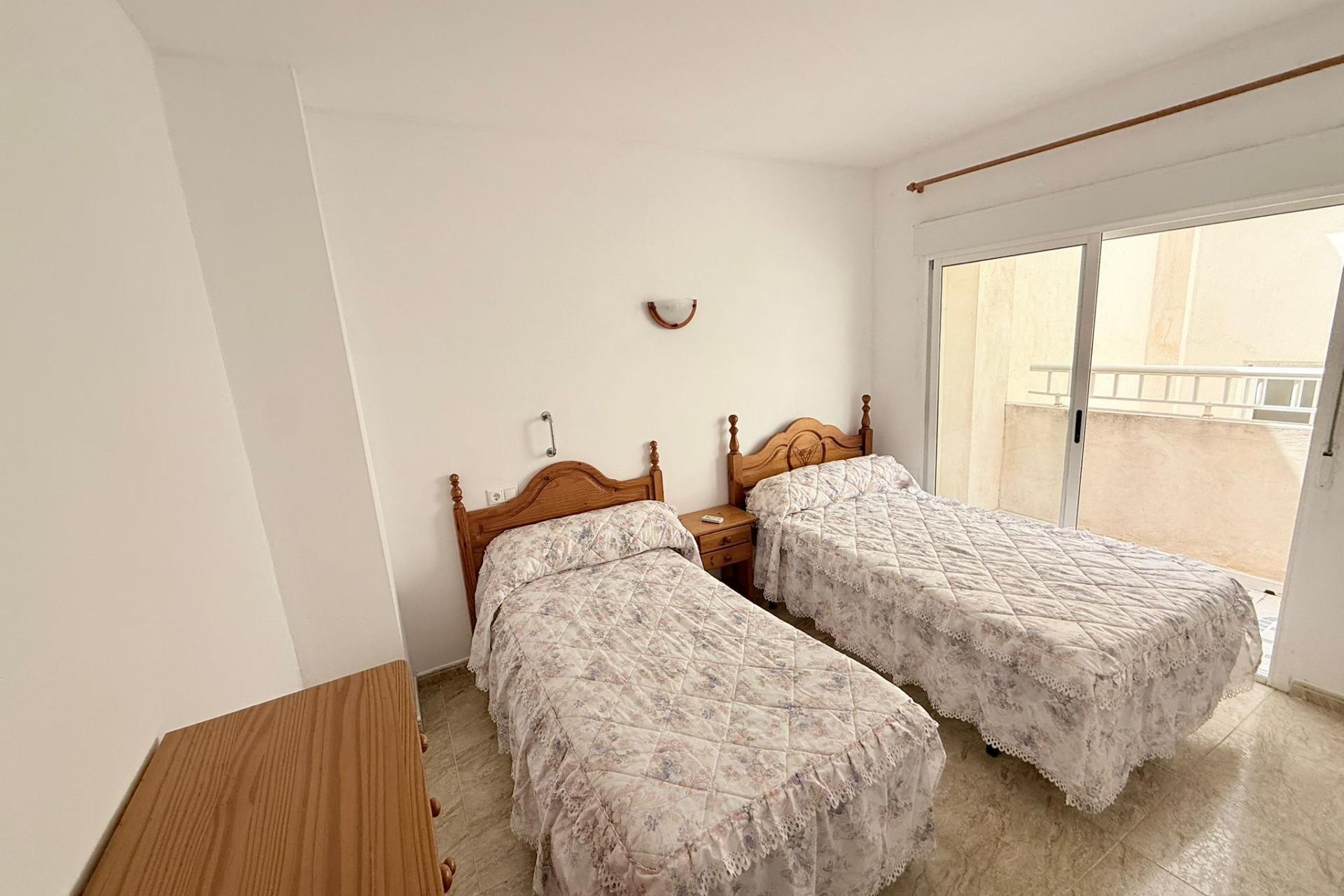 Resale - Apartment  - Guardamar del Segura - Guardamar Playa-Centro