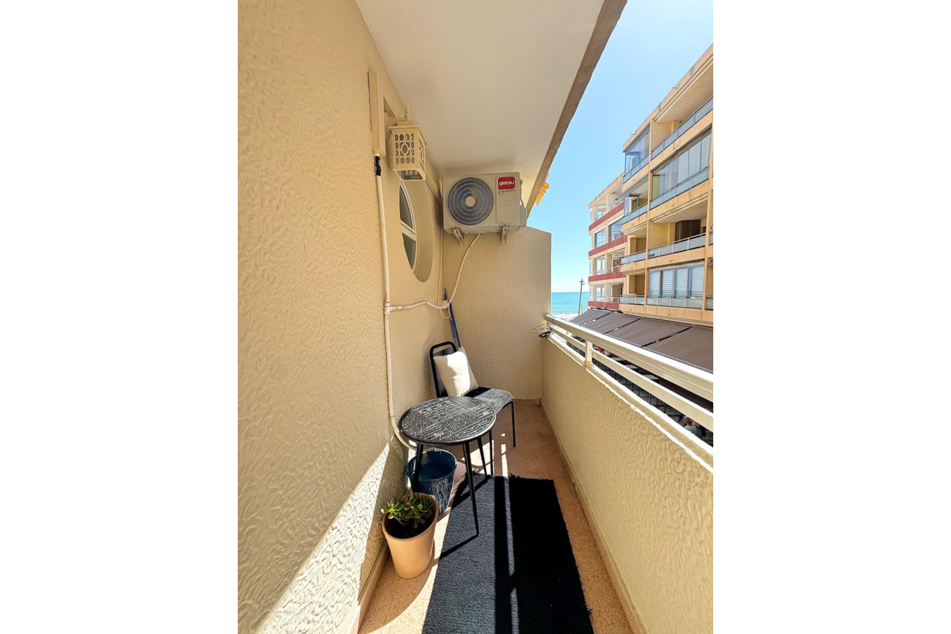 Resale - Apartment  - Guardamar del Segura - Paseo de Guardamar