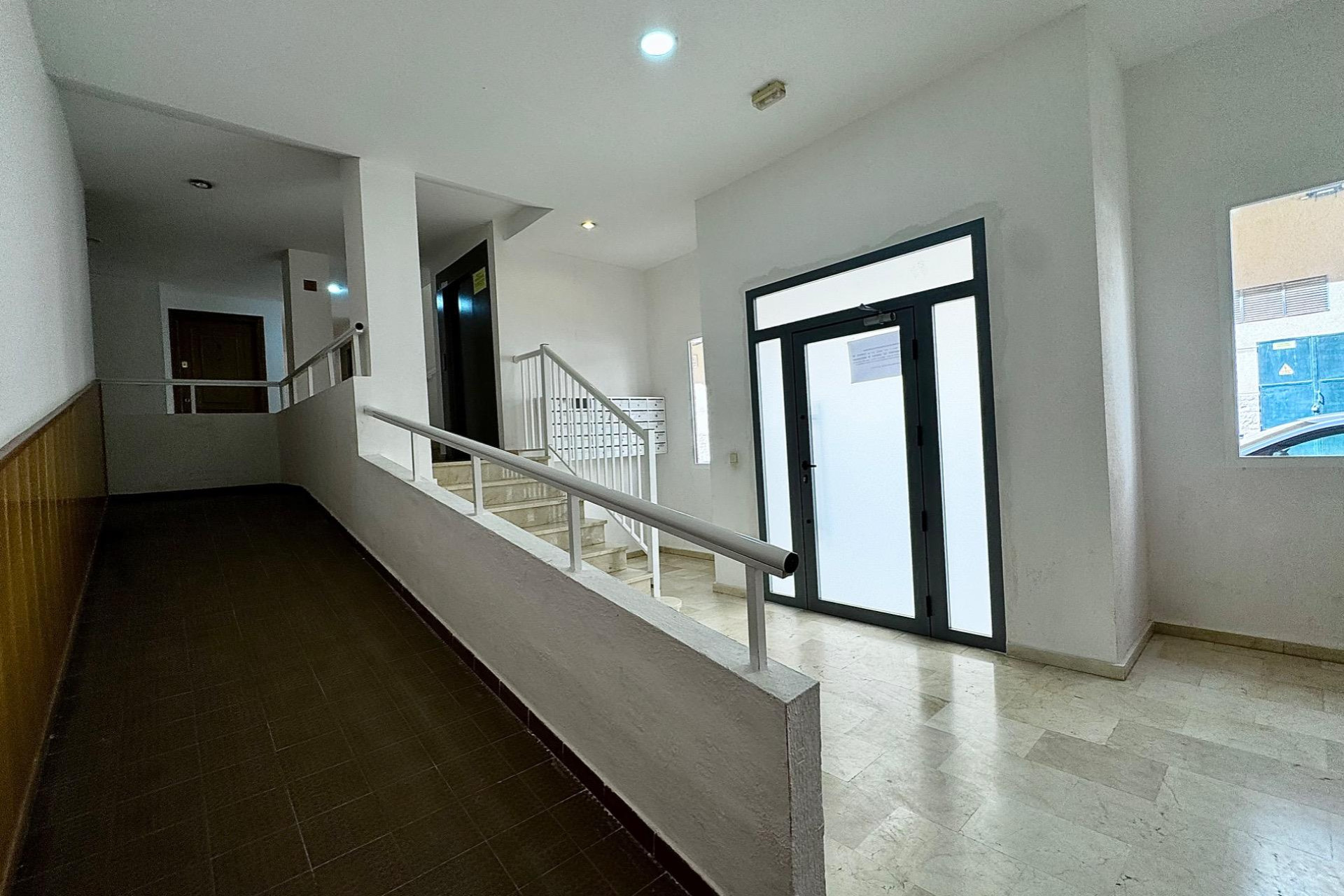 Resale - Apartment  - Guardamar del Segura - Paseo de Guardamar