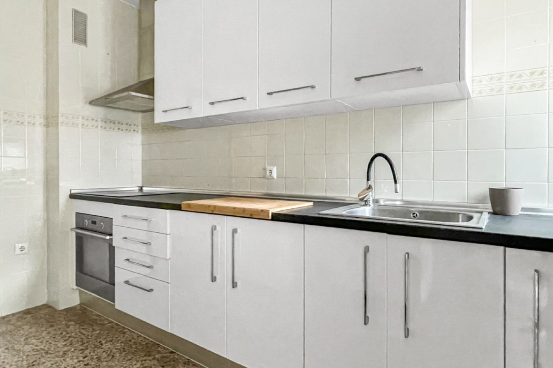 Resale - Apartment  - Guardamar del Segura - Pueblo