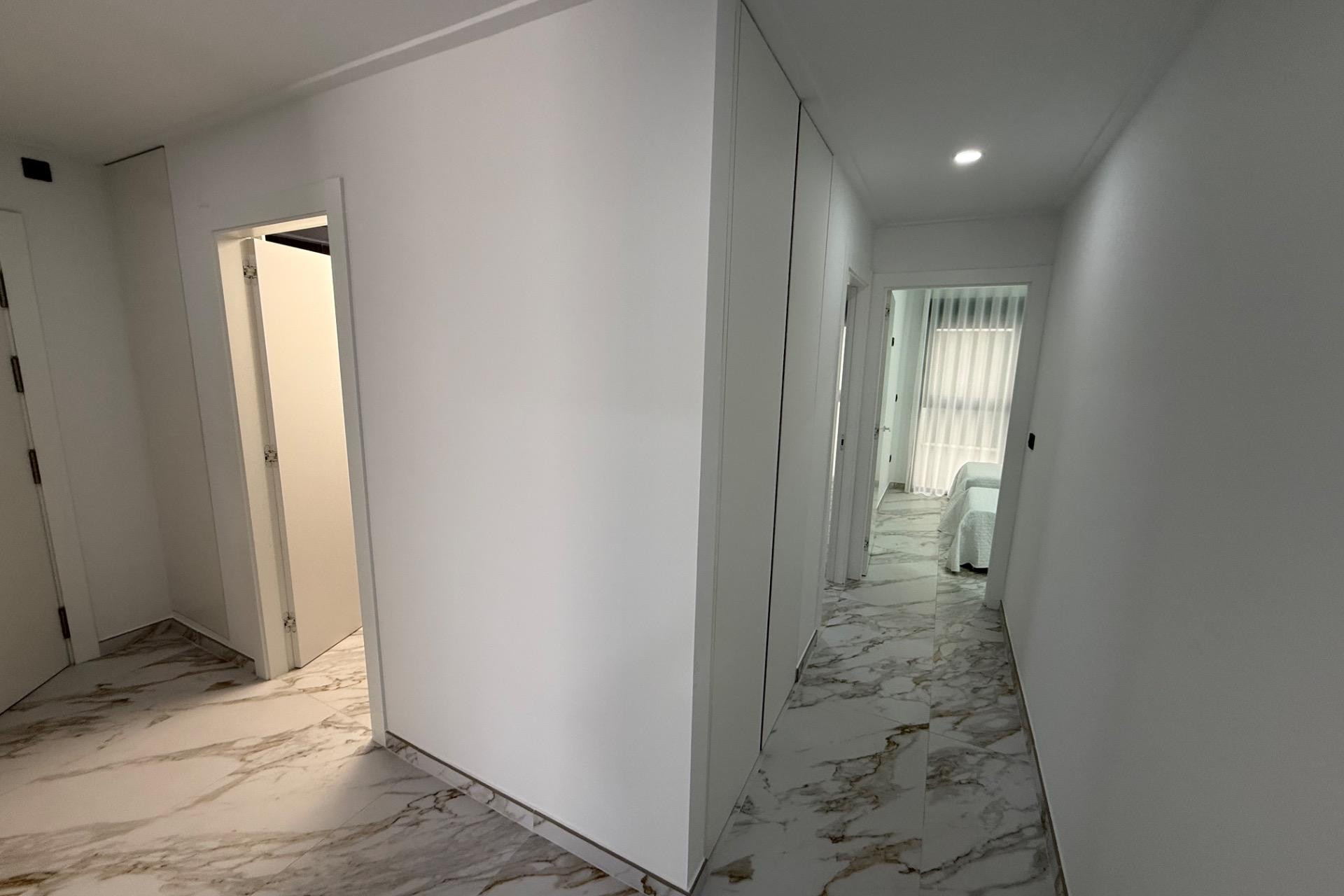 Resale - Apartment  - Guardamar del Segura - Pueblo