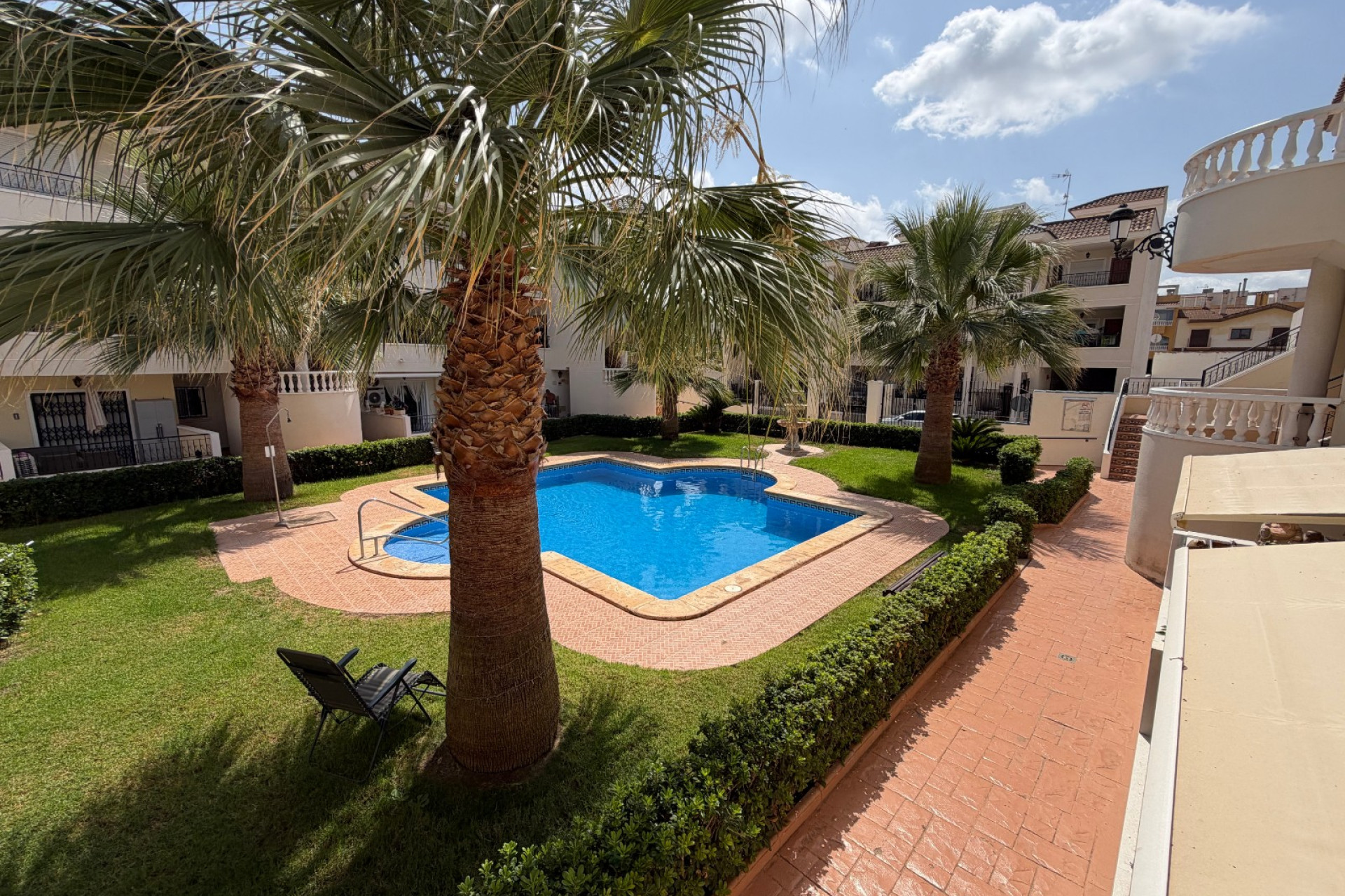 Resale - Apartment  - Jacarilla
