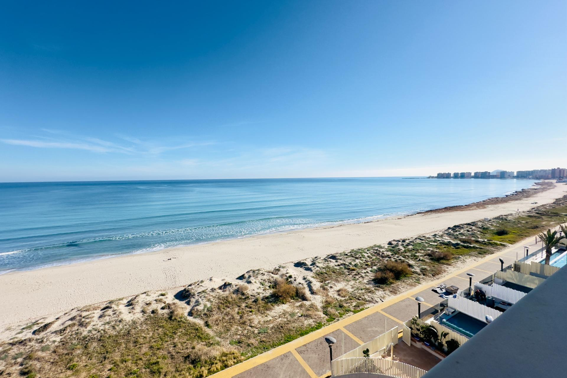 Resale - Apartment  - La Manga del Mar Menor - Playa del Esparto-Veneziola