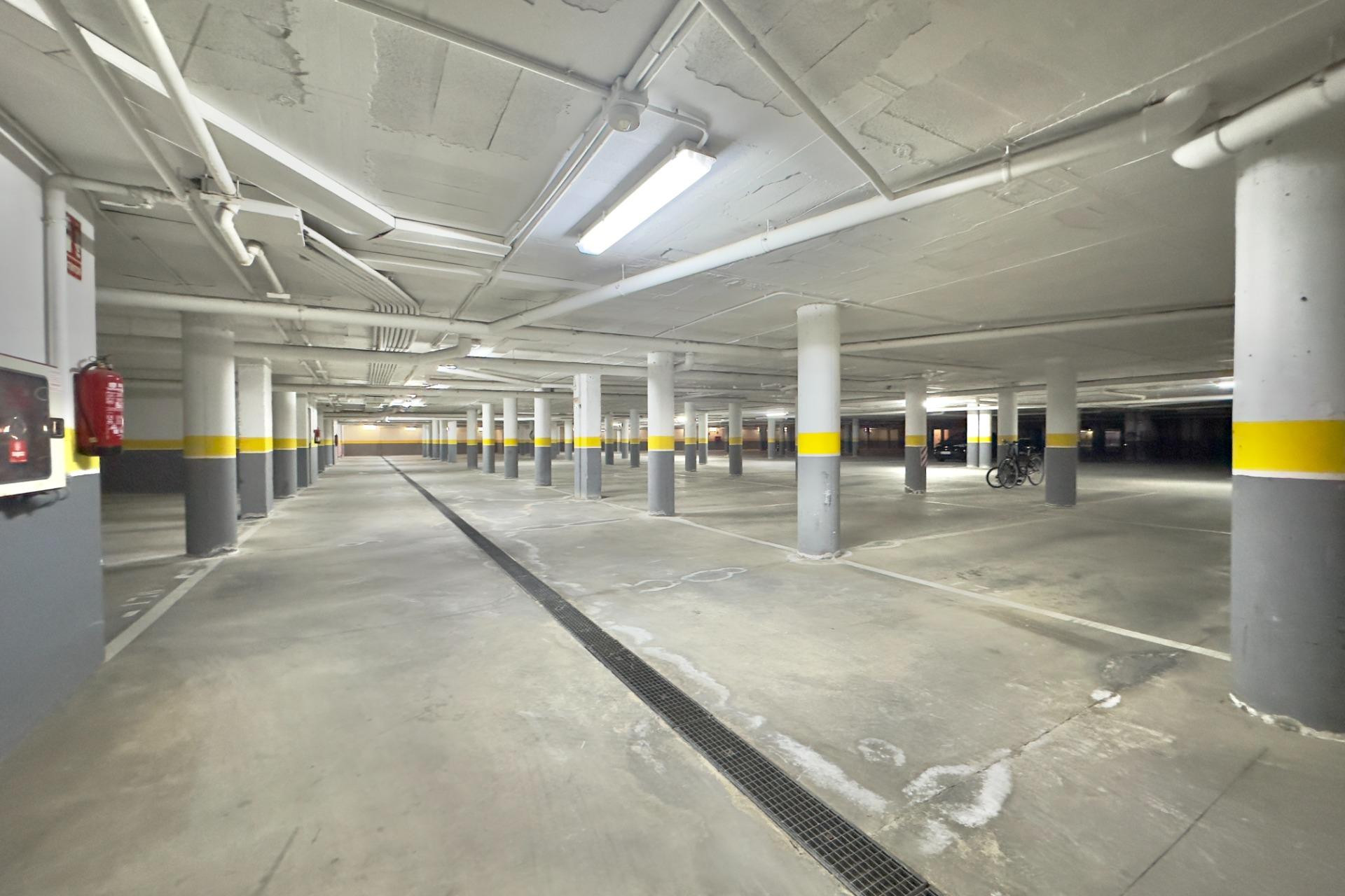 Resale - Apartment  - La Manga del Mar Menor - Playa del Esparto-Veneziola