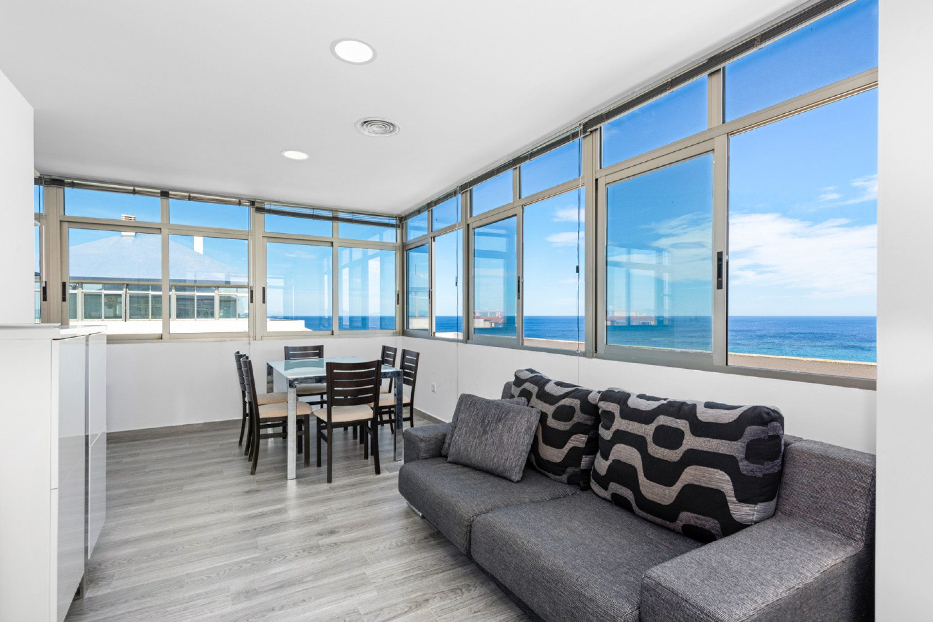 Resale - Apartment  - La Manga del Mar Menor - Playa del Pudrimel