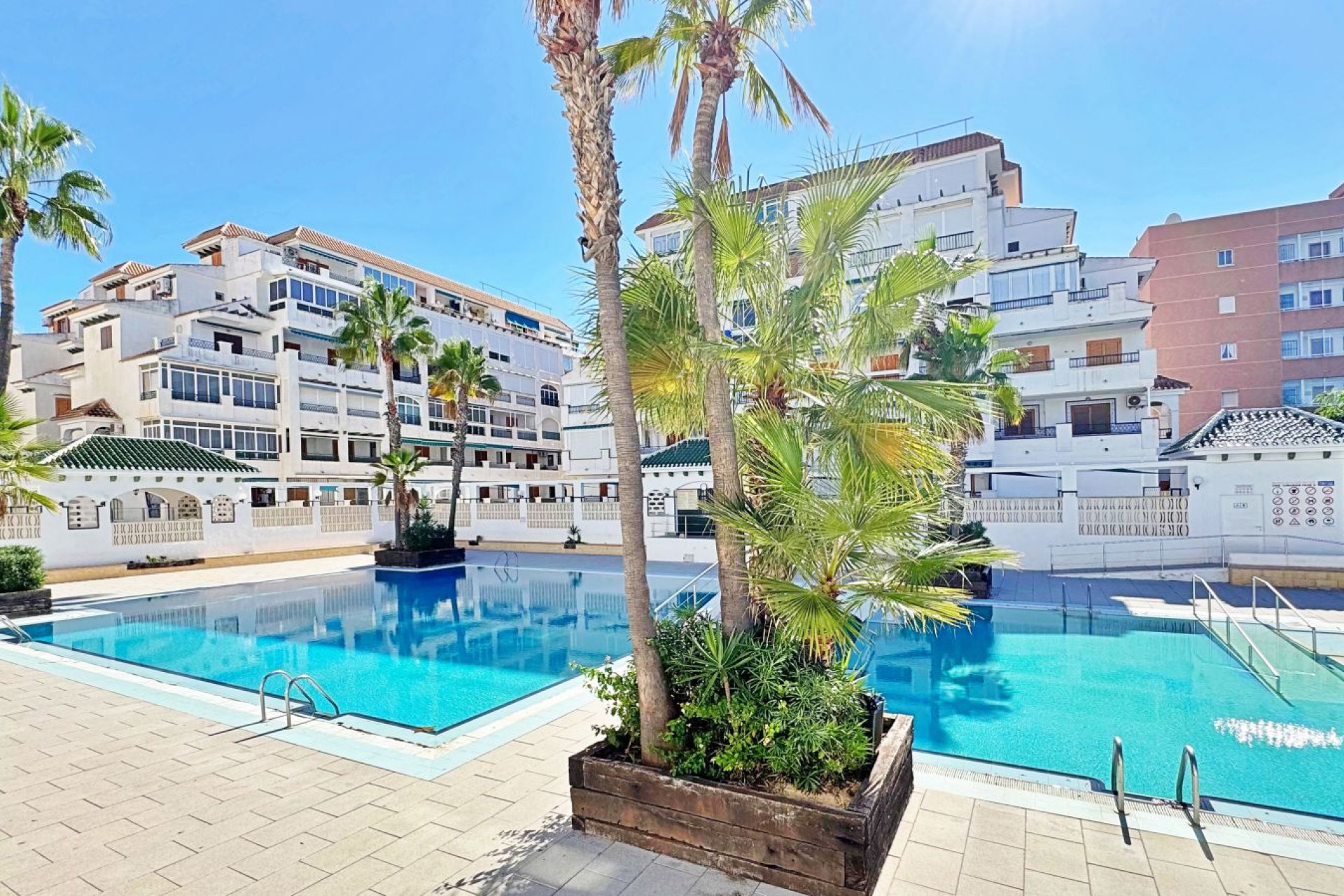 Resale - Apartment  - La Mata - La Mata - Town