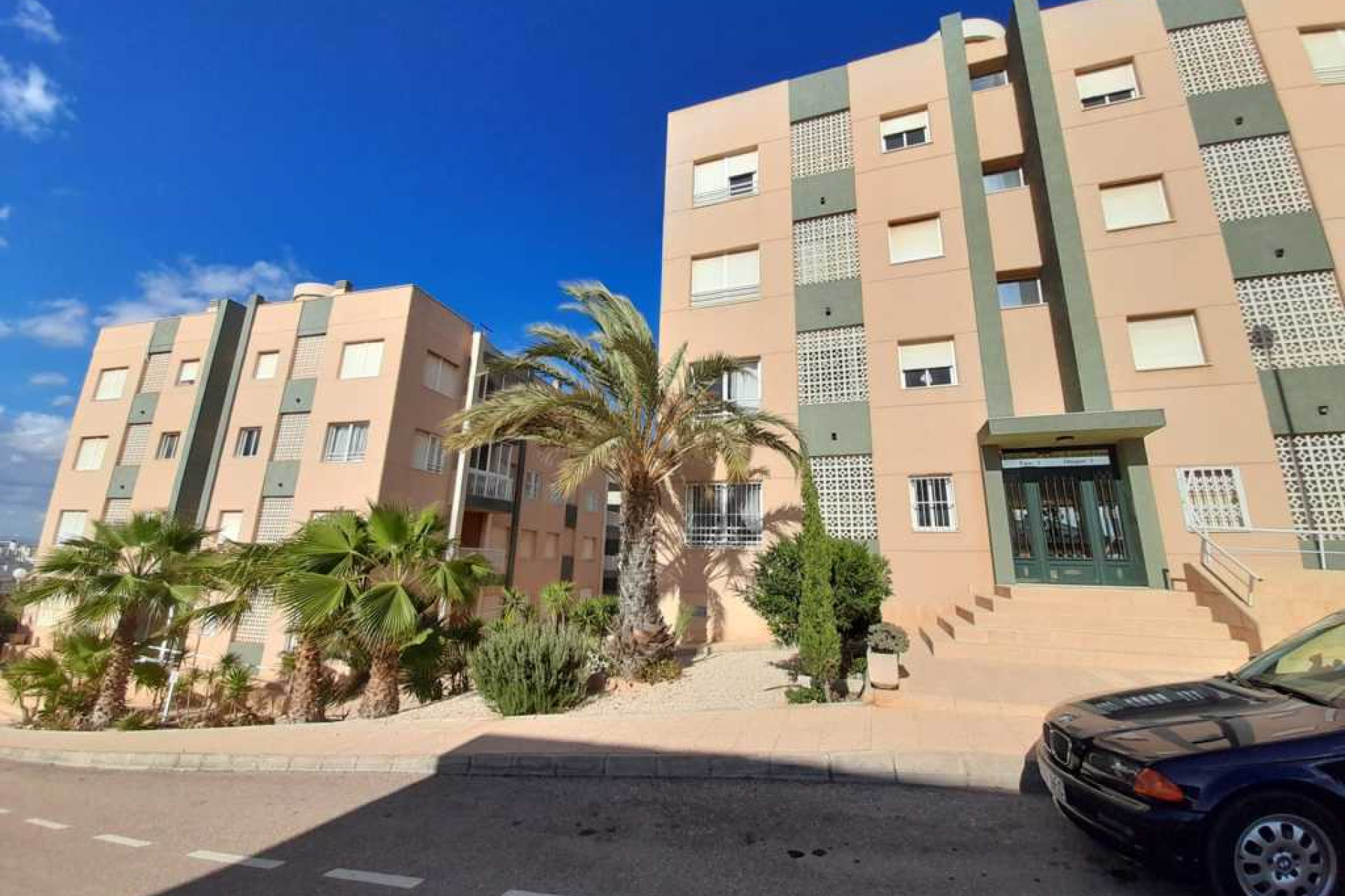 Resale - Apartment  - La Mata, Torrevieja