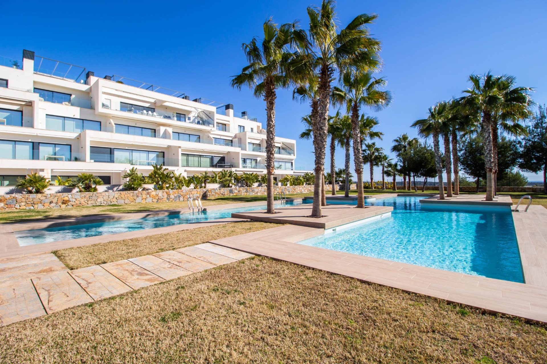 Resale - Apartment  - Las Colinas Golf - Las Colinas Golf Resort