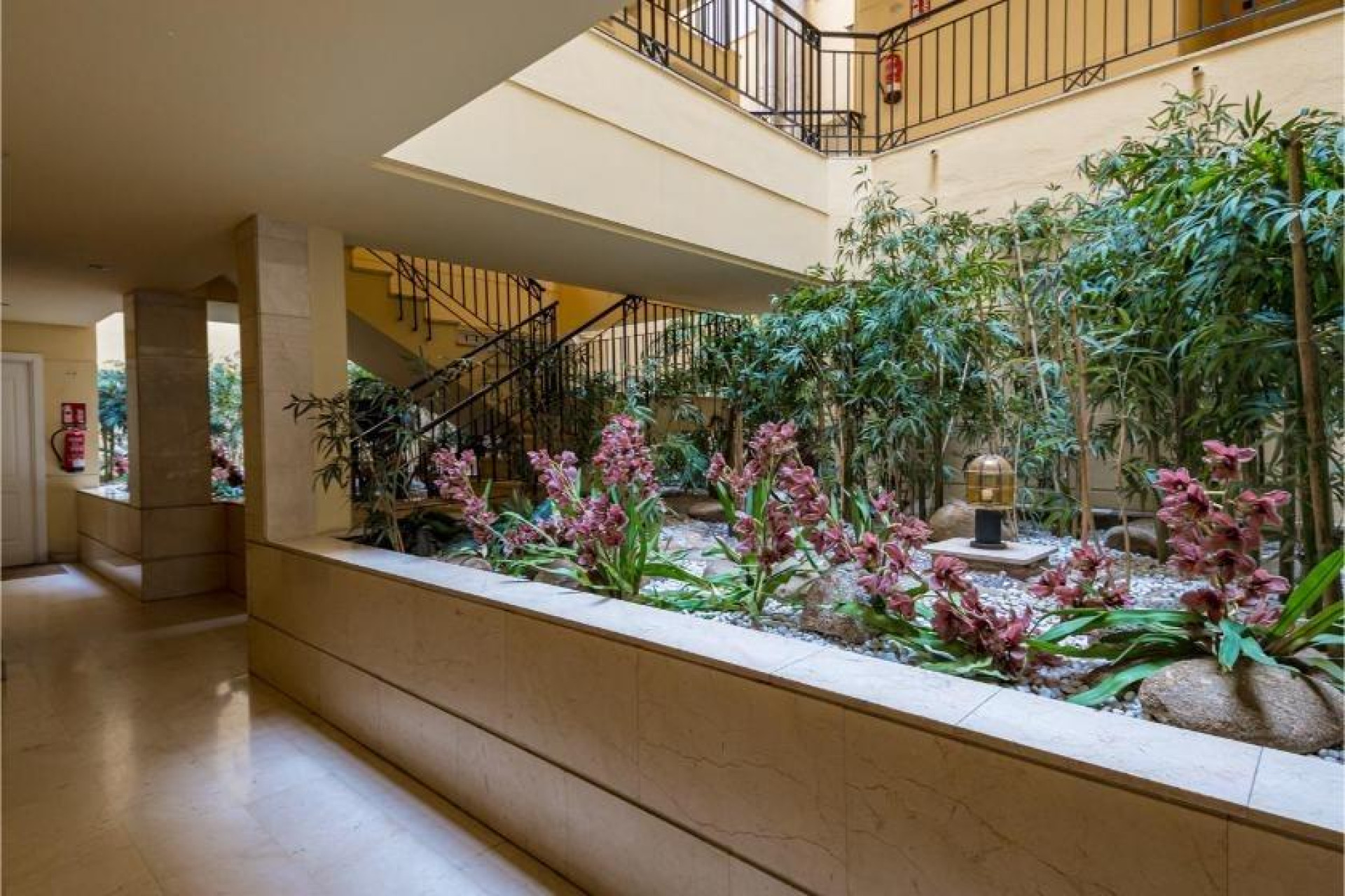 Resale - Apartment  - Madrid - Argüelles