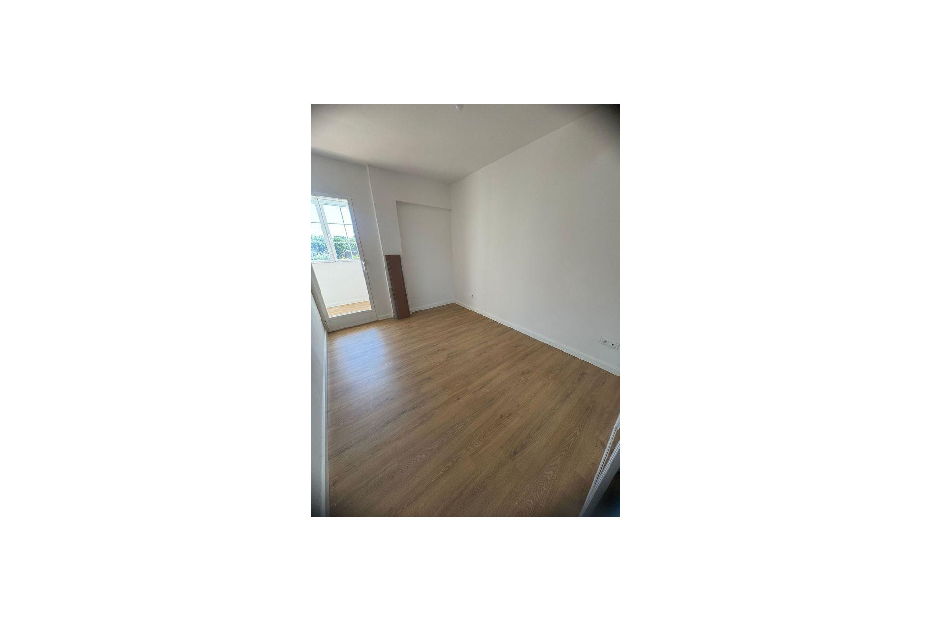 Resale - Apartment  - Madrid - Barrio del Pilar
