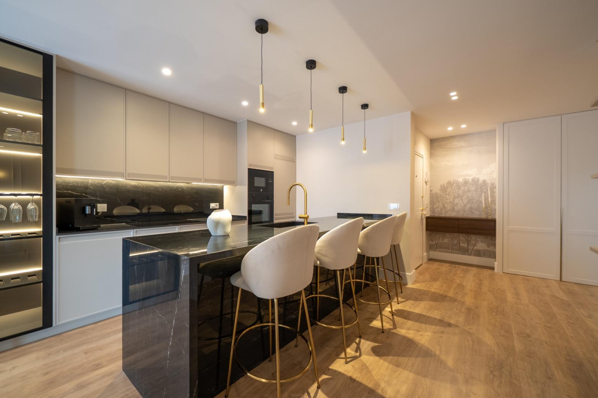 Resale - Apartment  - Madrid - Castellana