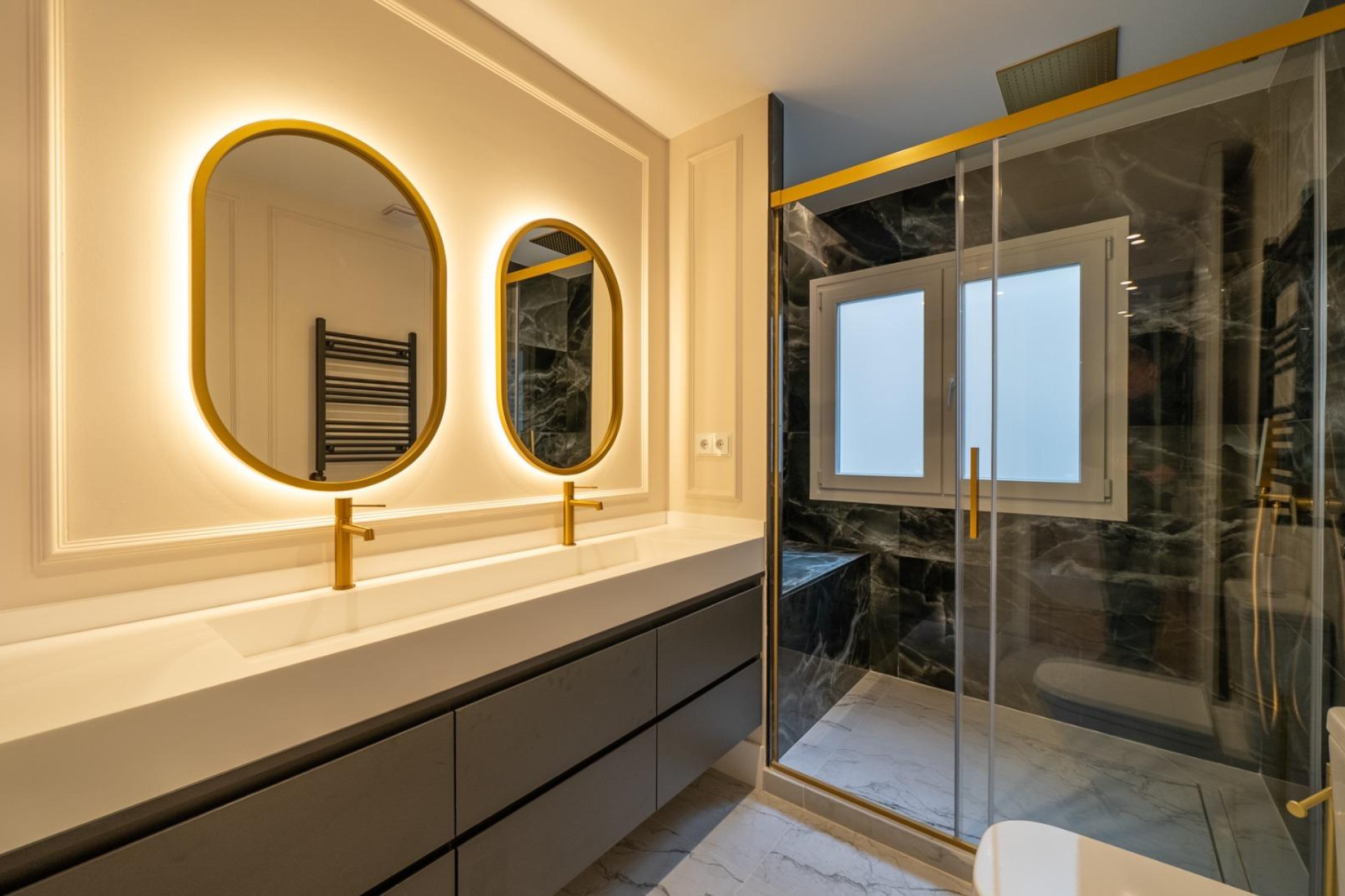 Resale - Apartment  - Madrid - Castellana