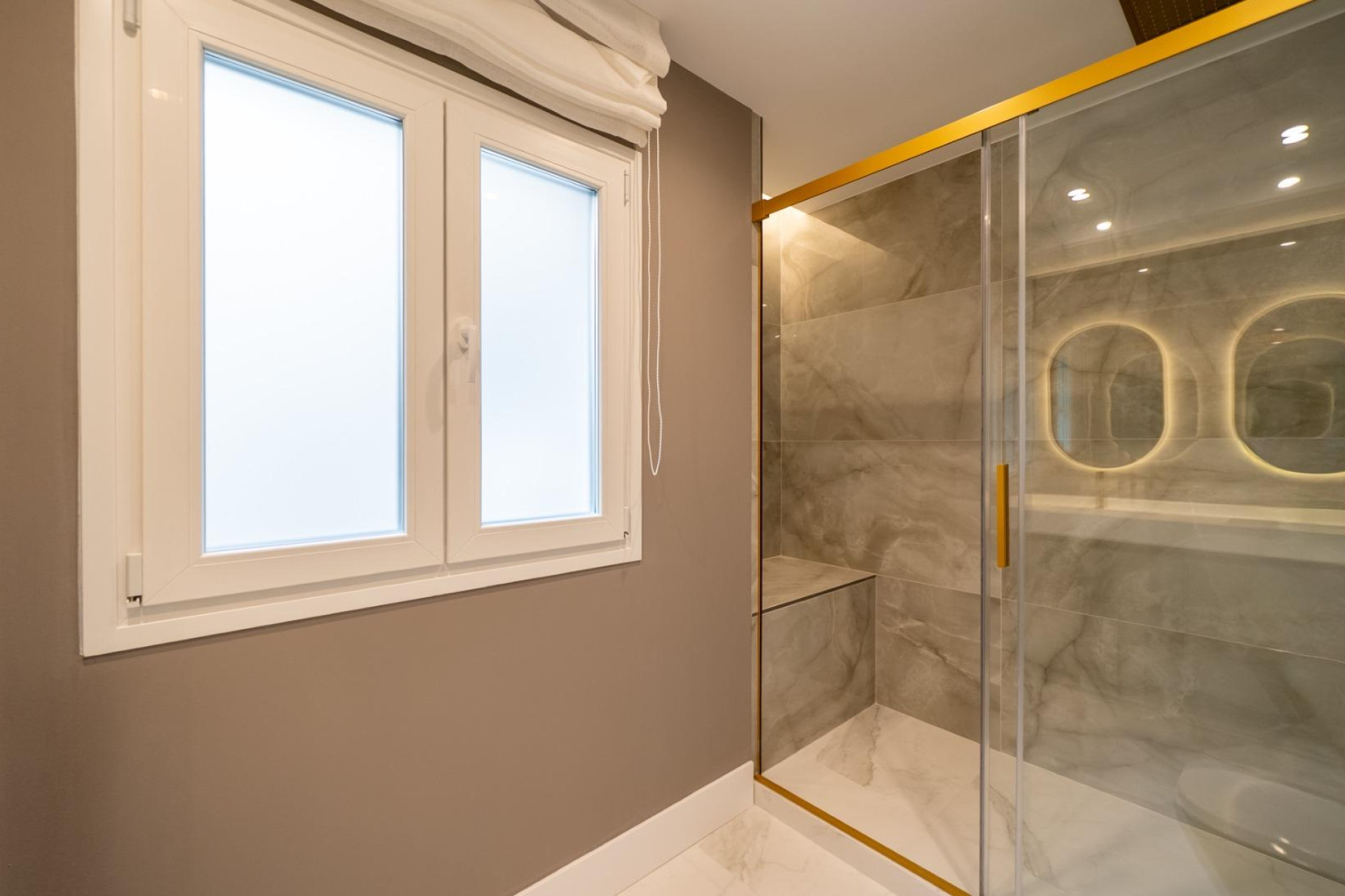 Resale - Apartment  - Madrid - Castellana