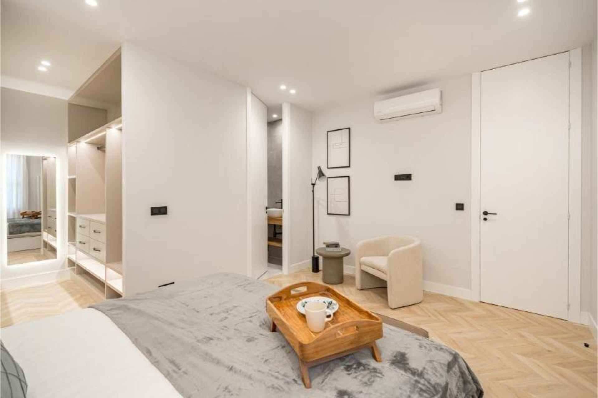 Resale - Apartment  - Madrid - Centro