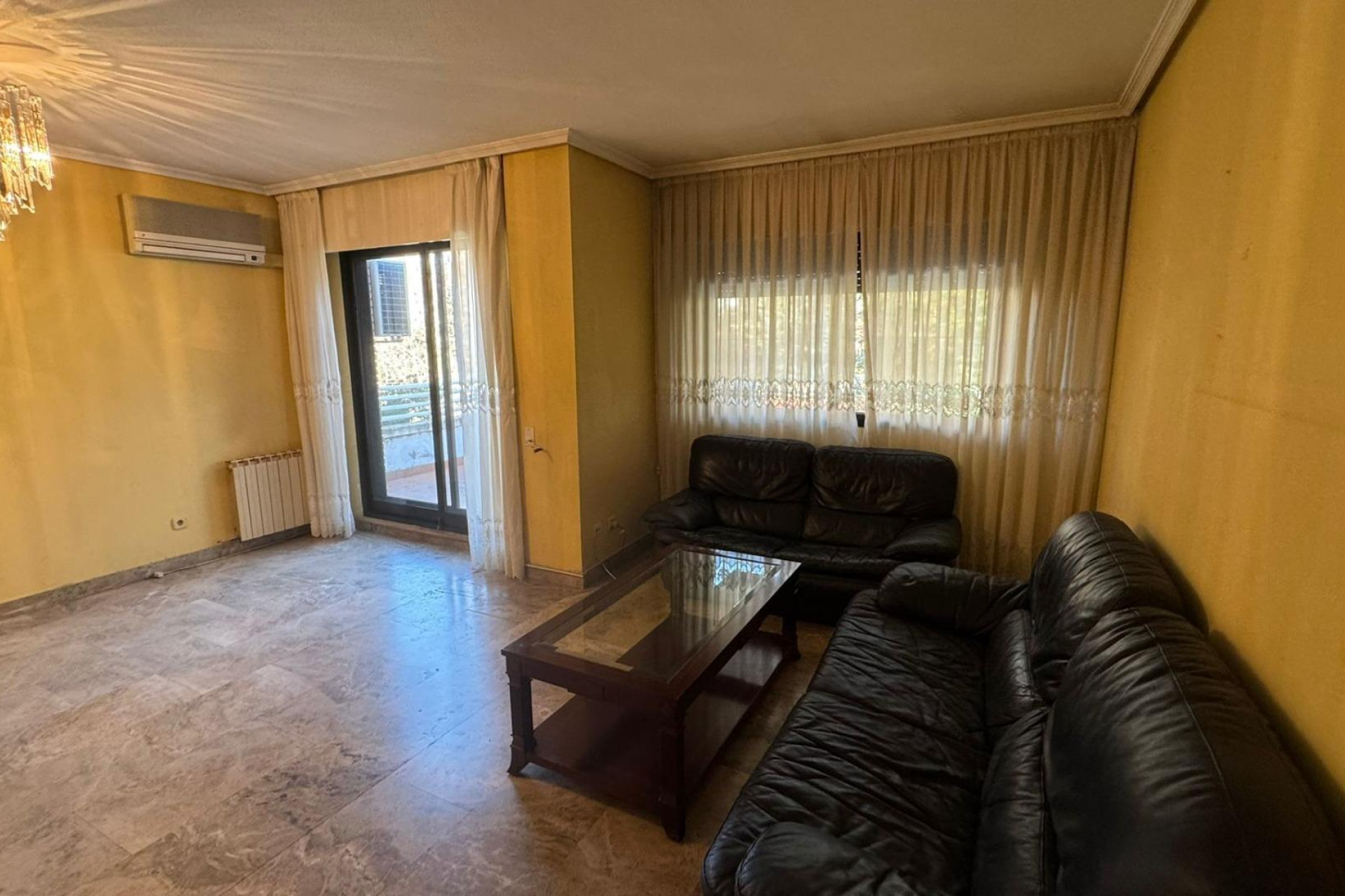 Resale - Apartment  - Madrid - Colina