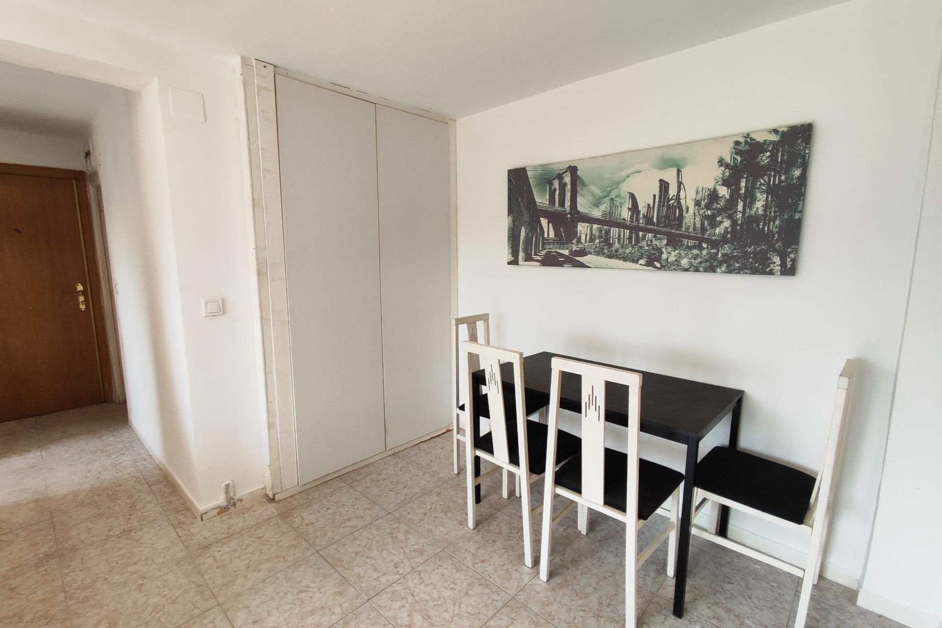 Resale - Apartment  - Madrid - Comillas