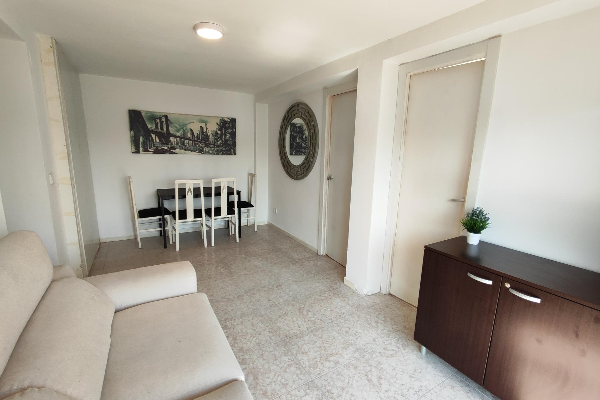 Resale - Apartment  - Madrid - Comillas