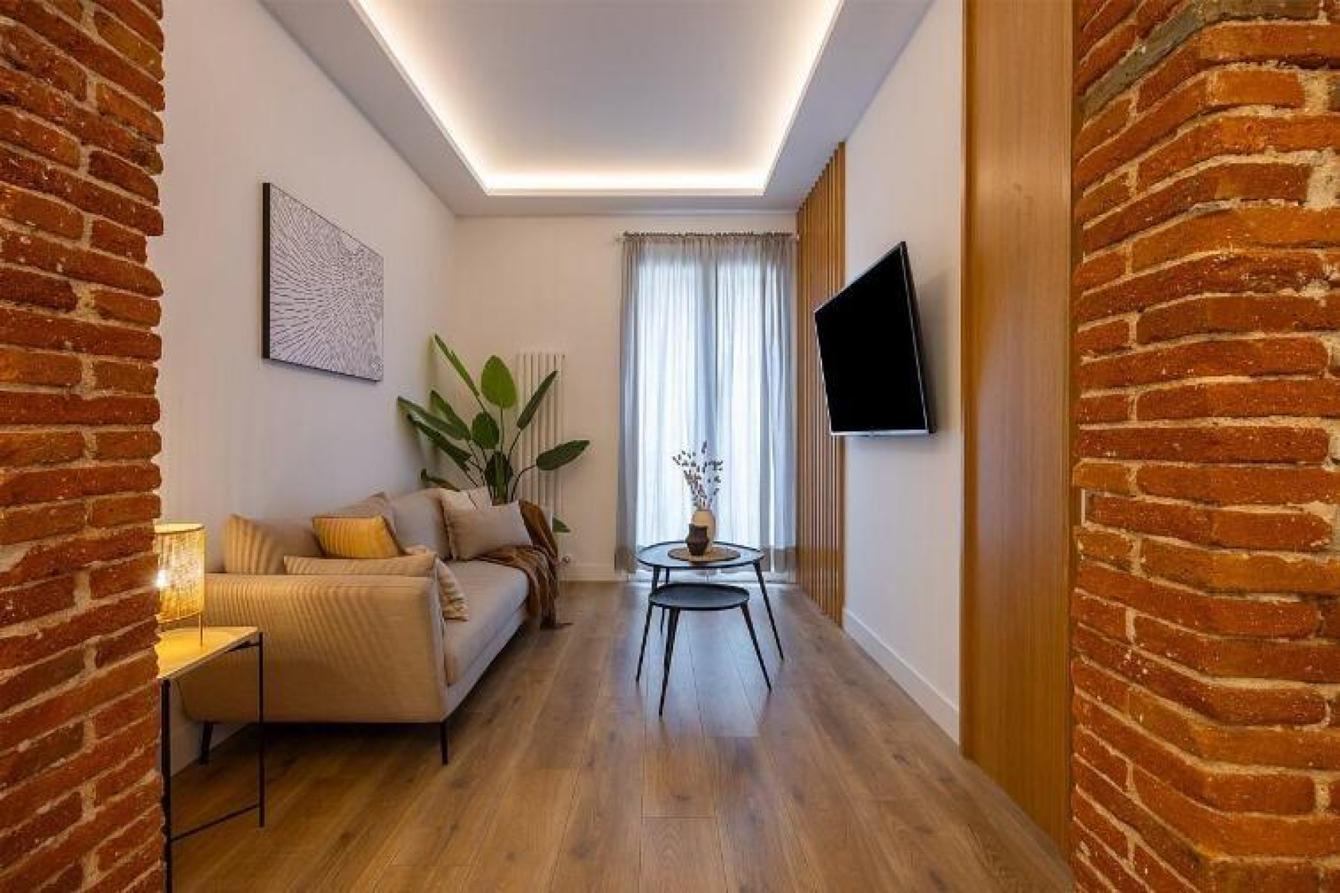 Resale - Apartment  - Madrid - Cortes