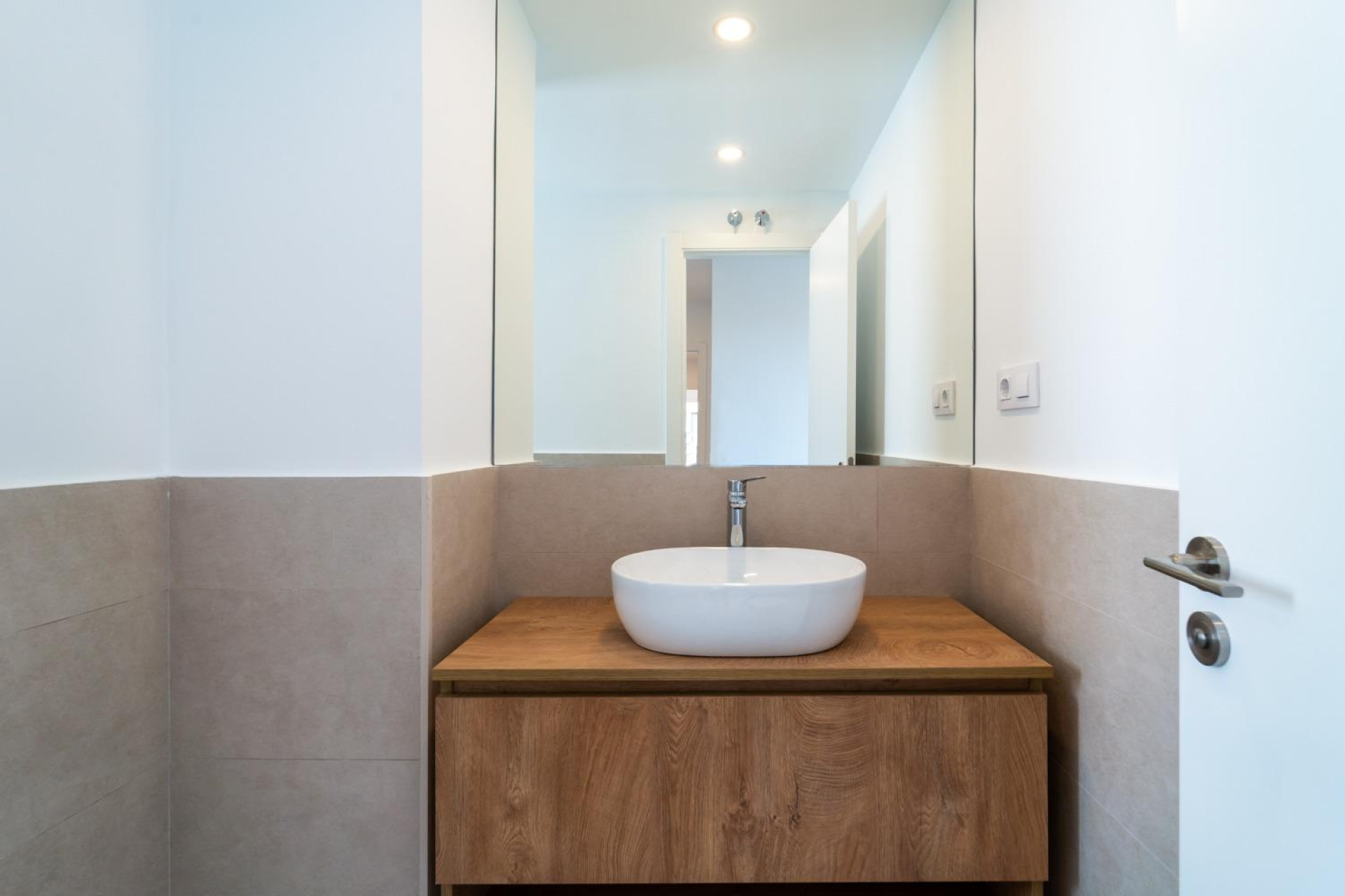 Resale - Apartment  - Madrid - Fuentelarreina