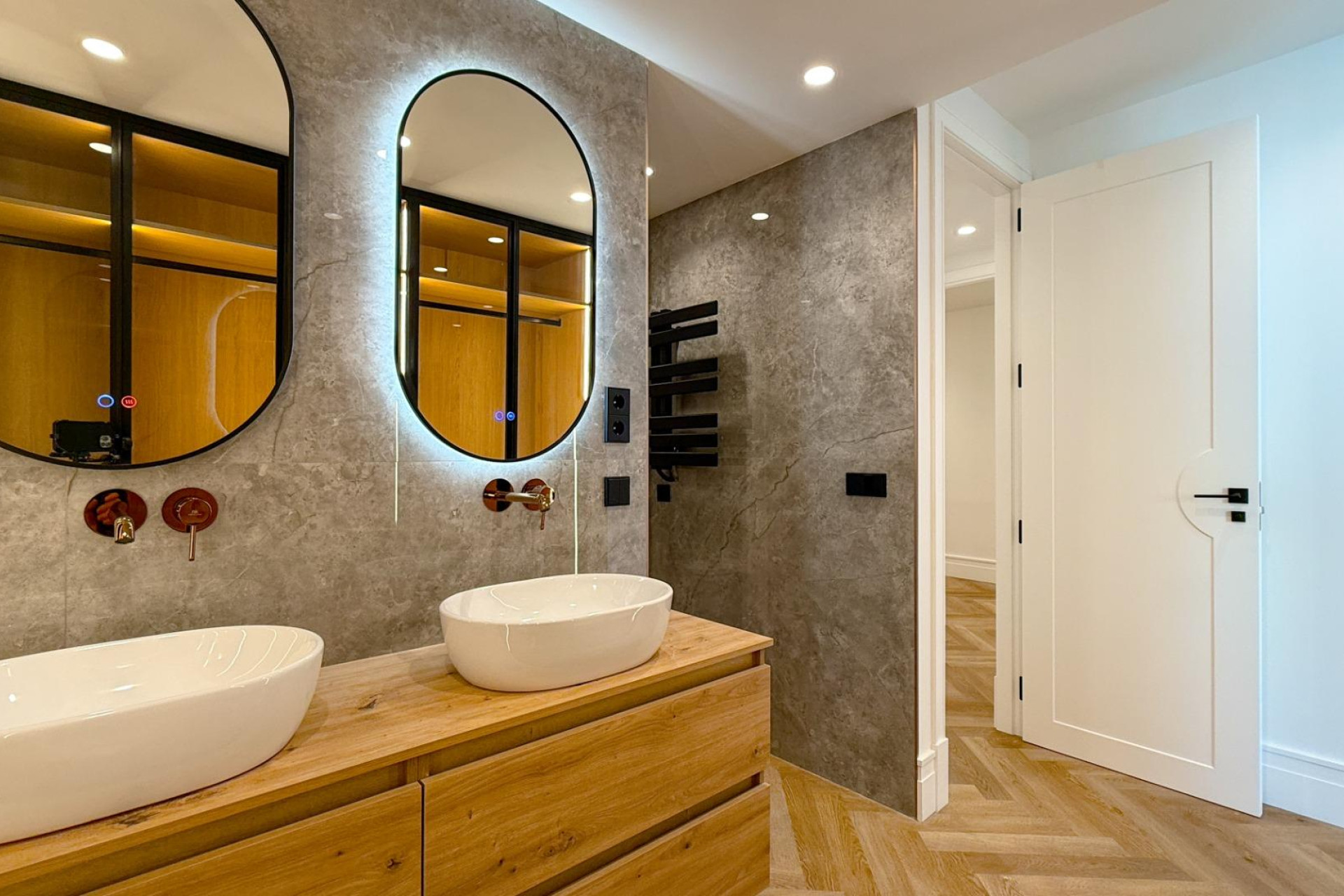 Resale - Apartment  - Madrid - Goya