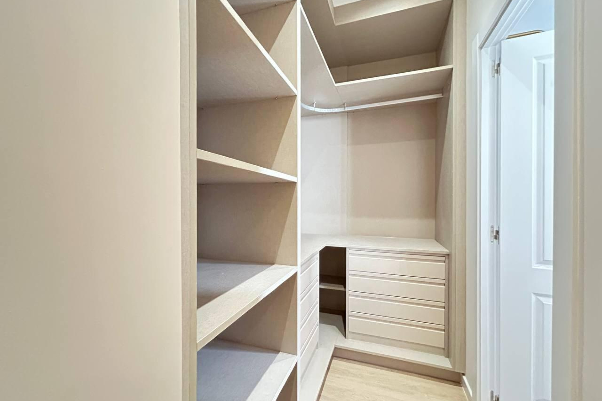 Resale - Apartment  - Madrid - Goya