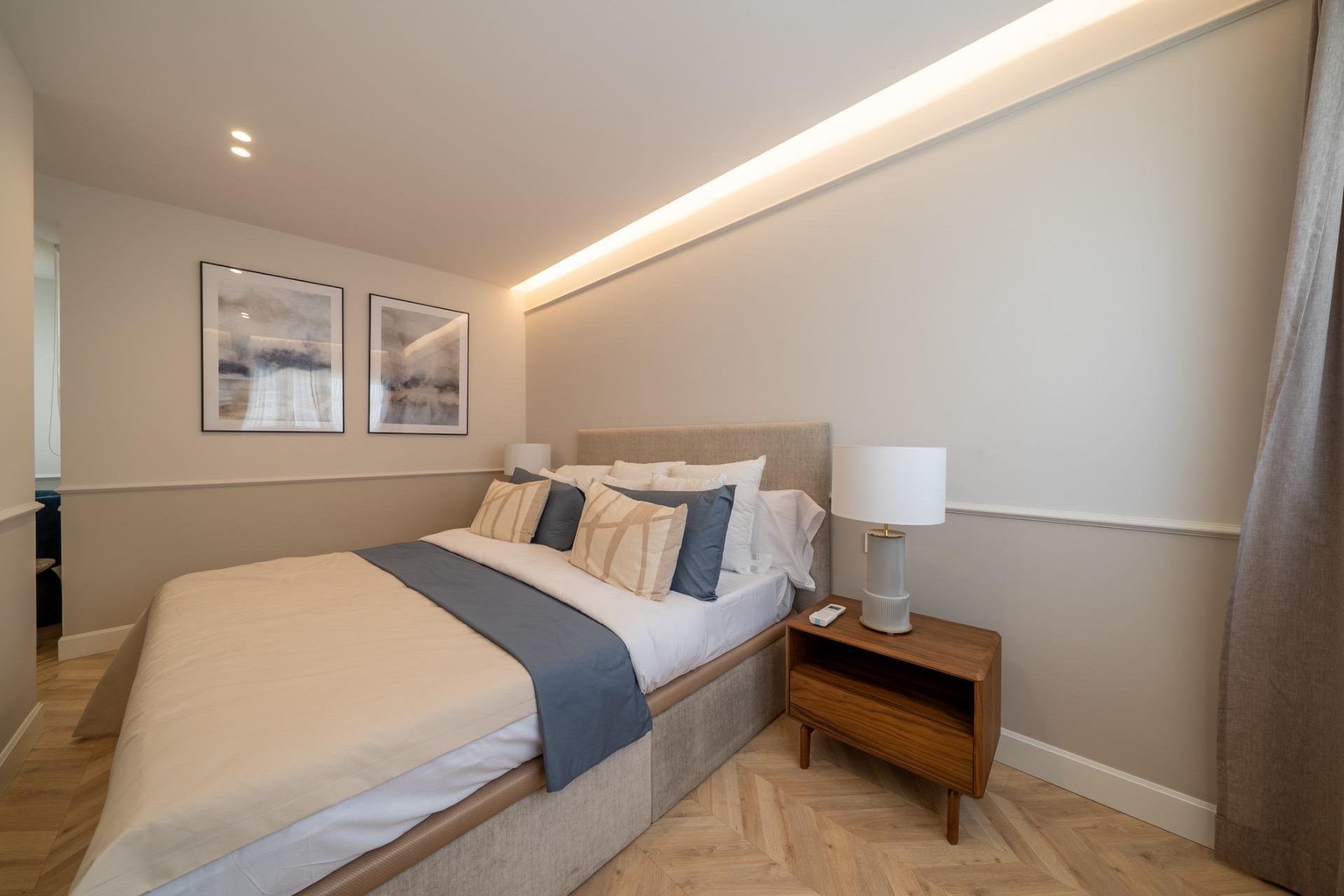 Resale - Apartment  - Madrid - Goya