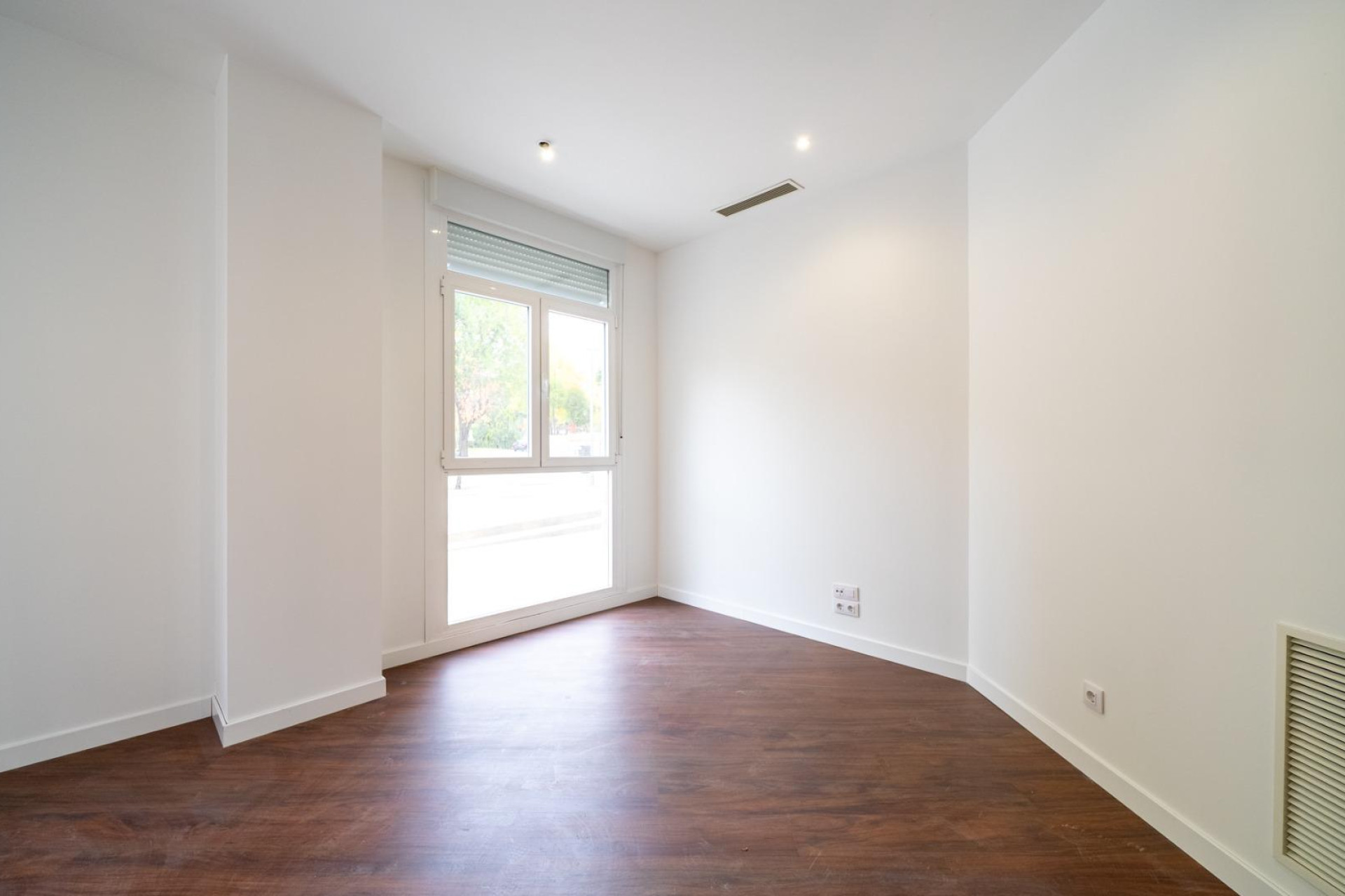 Resale - Apartment  - Madrid - Horcajo