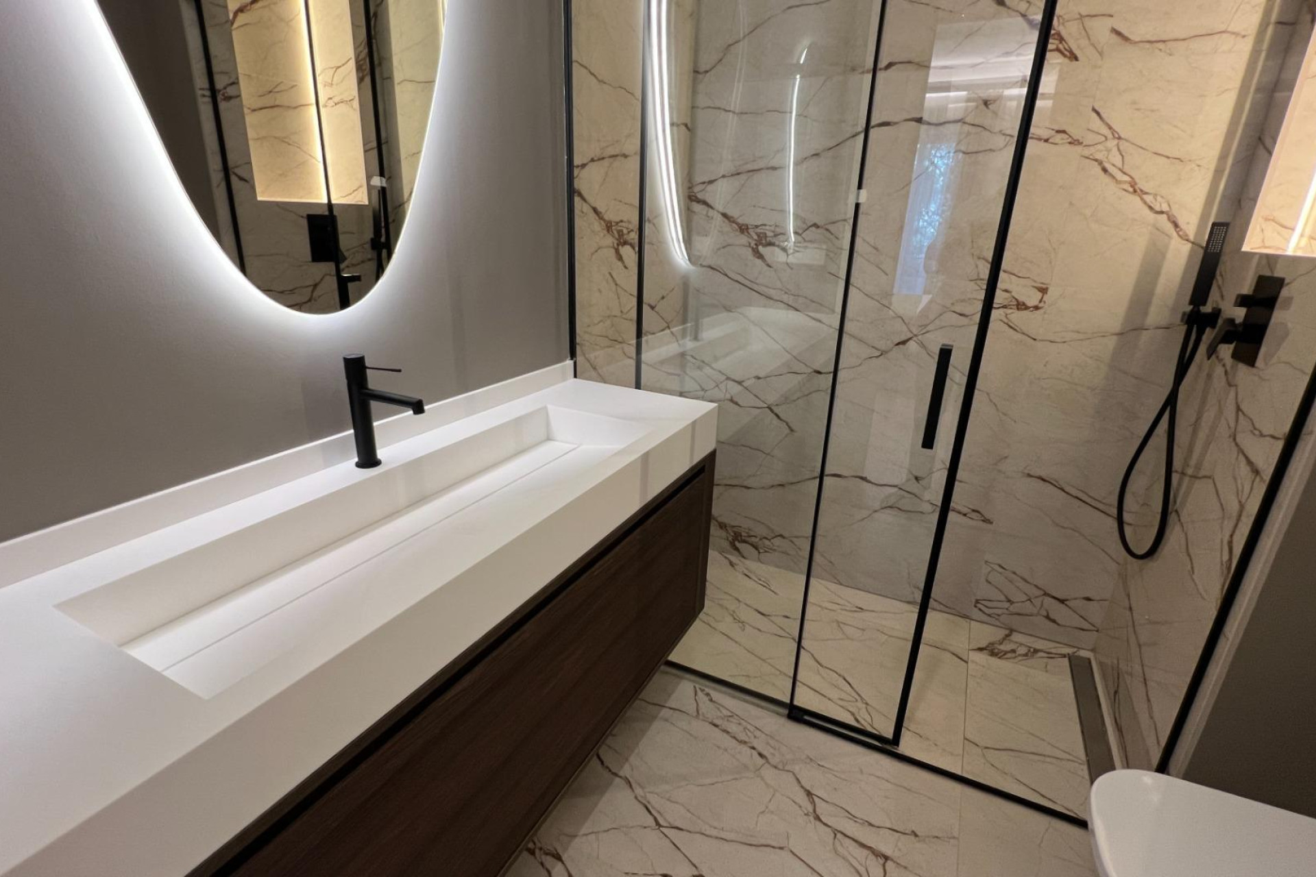 Resale - Apartment  - Madrid - Lista