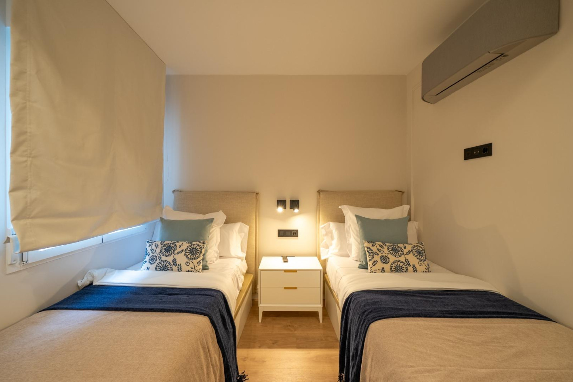 Resale - Apartment  - Madrid - Lista