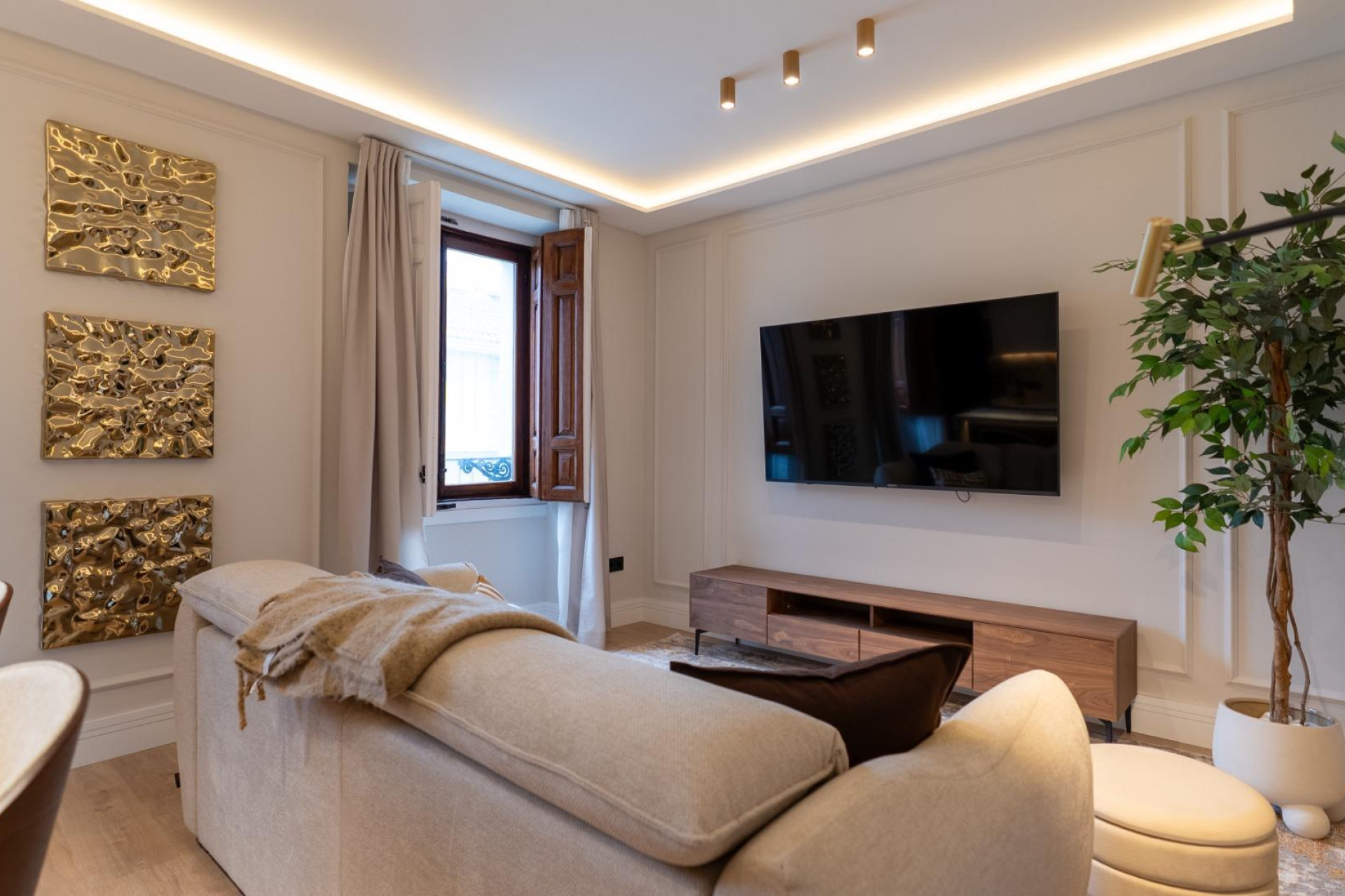 Resale - Apartment  - Madrid - Malasaña-Universidad