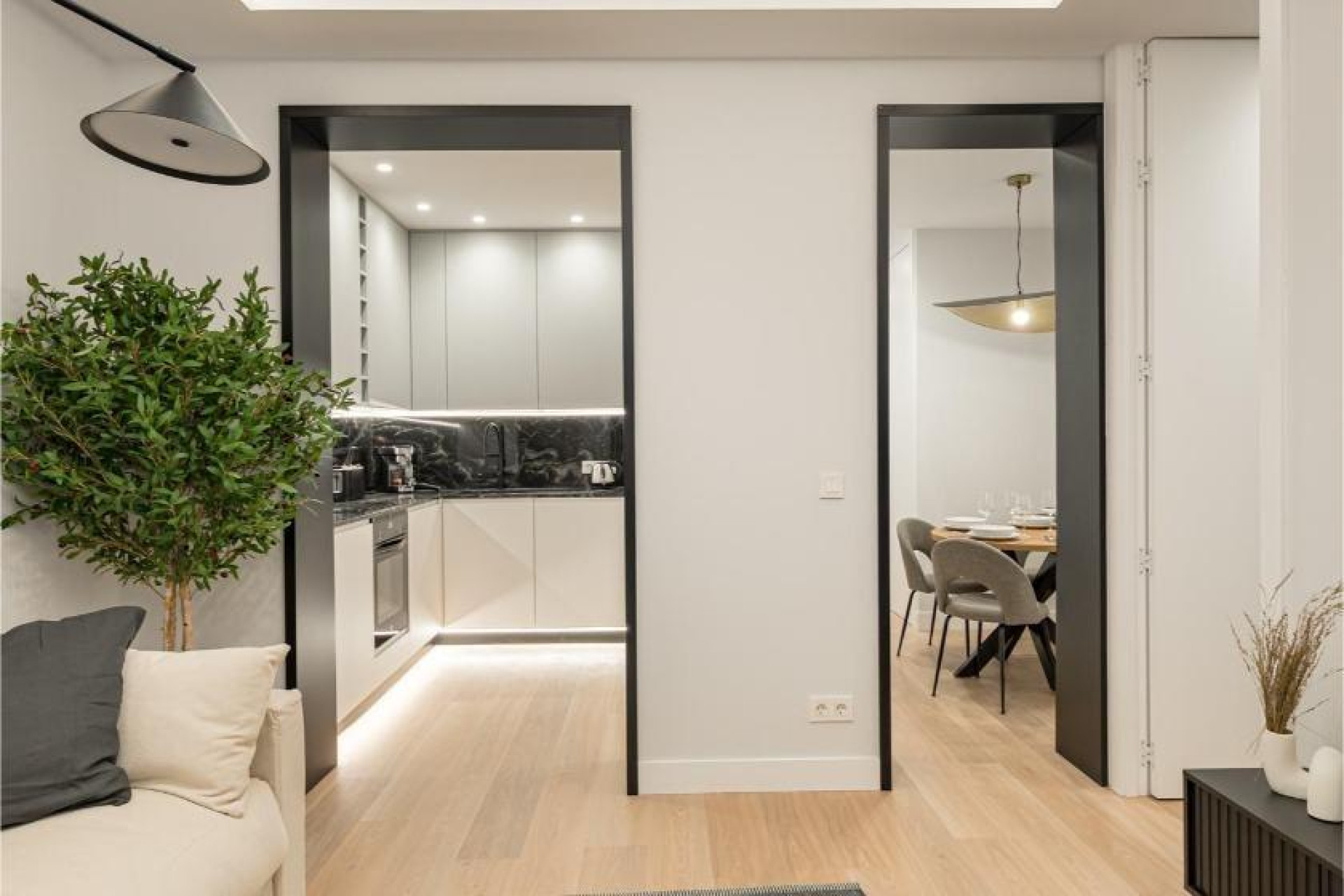 Resale - Apartment  - Madrid - Malasaña