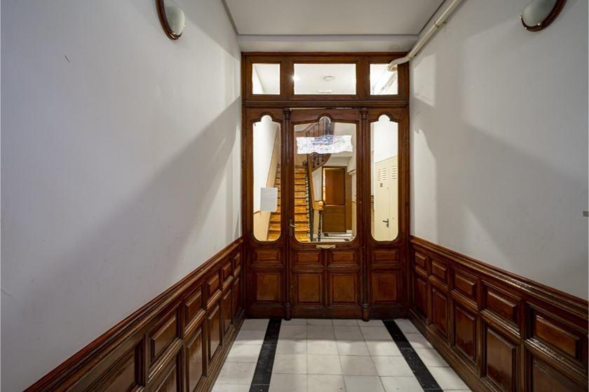 Resale - Apartment  - Madrid - Malasaña