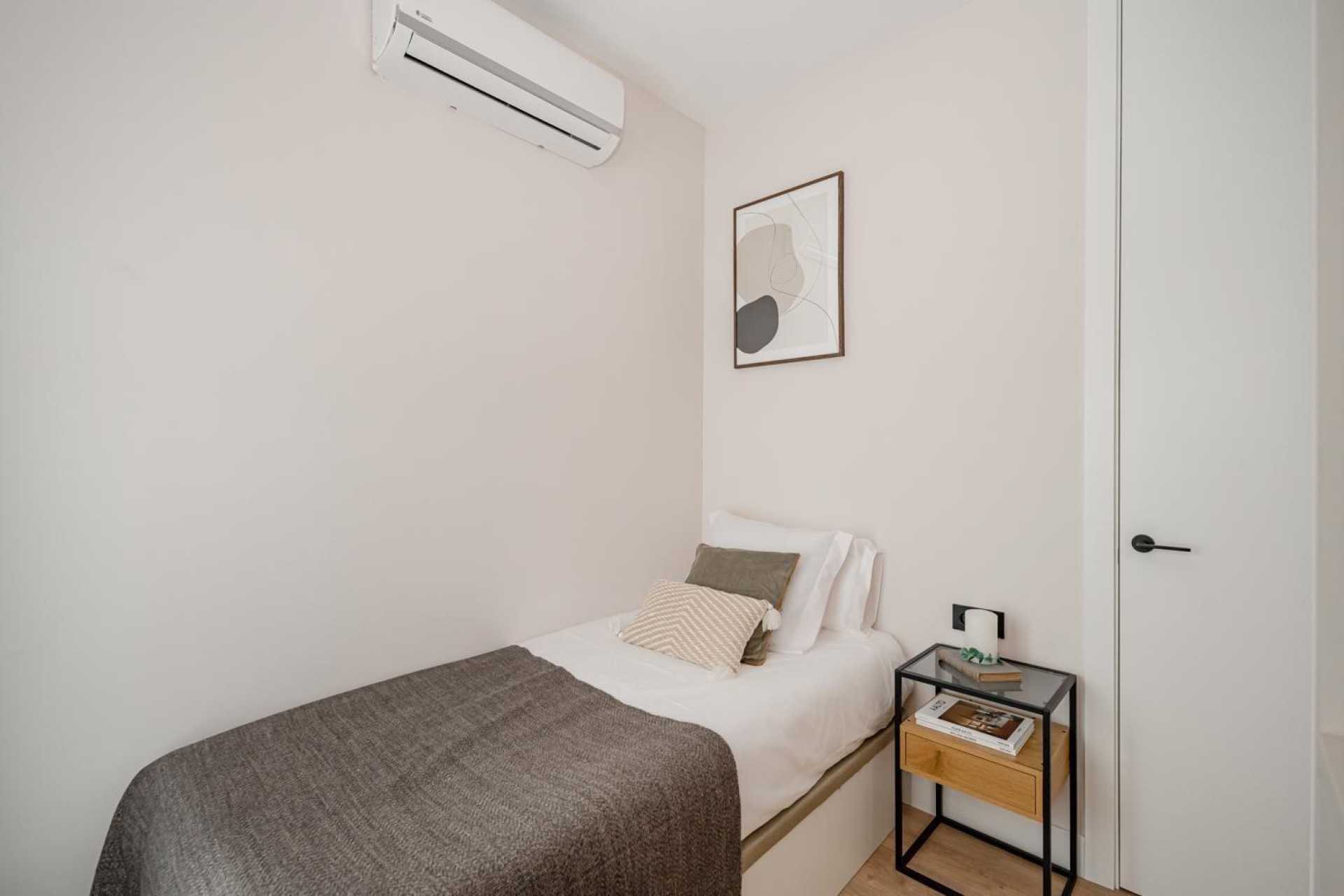 Resale - Apartment  - Madrid - Malasaña