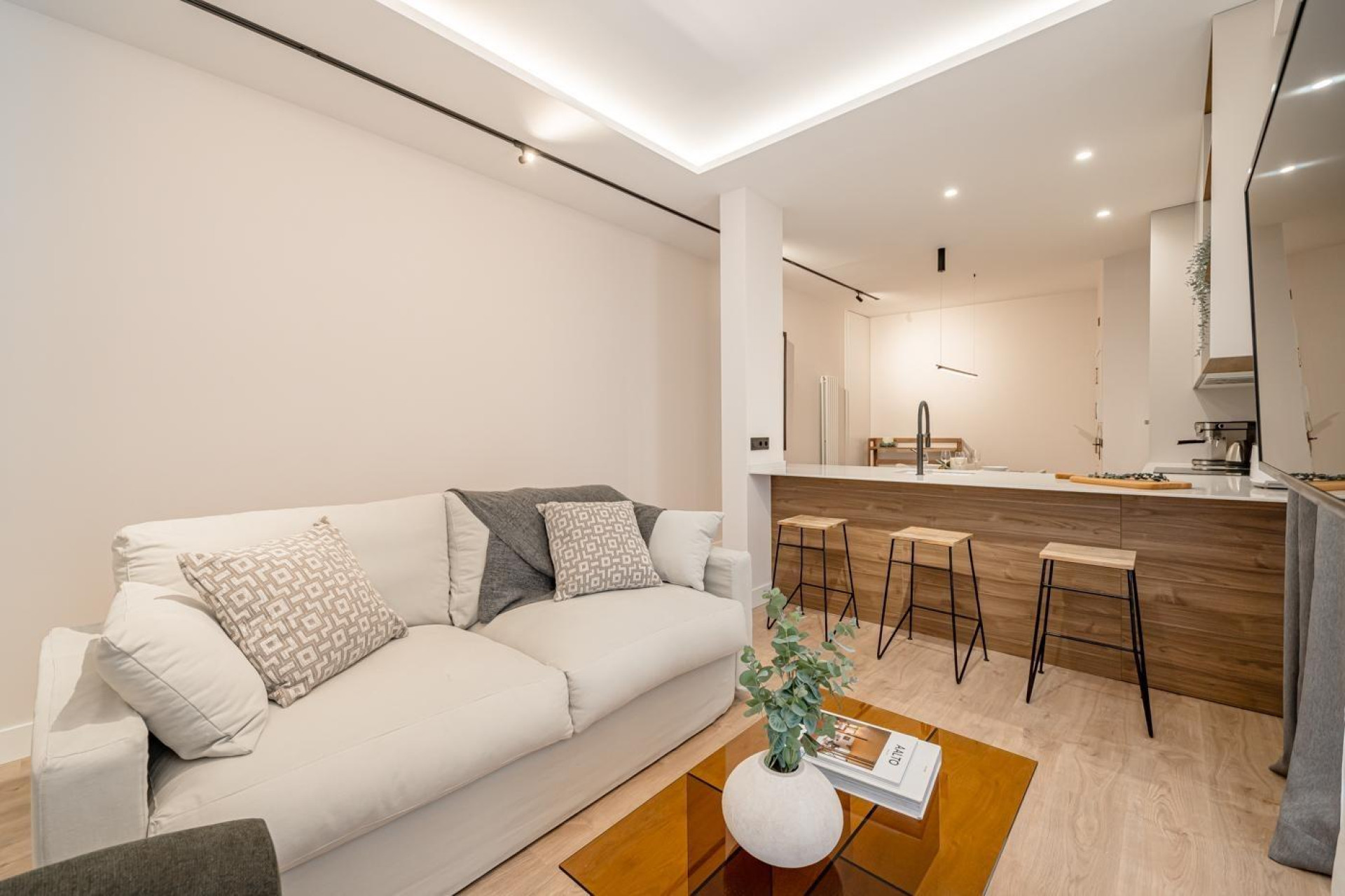 Resale - Apartment  - Madrid - Malasaña