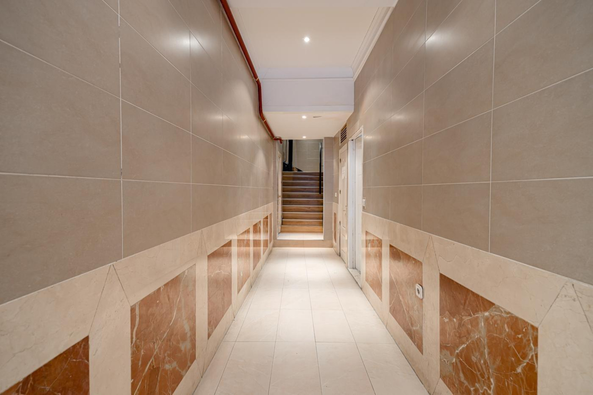 Resale - Apartment  - Madrid - Malasaña