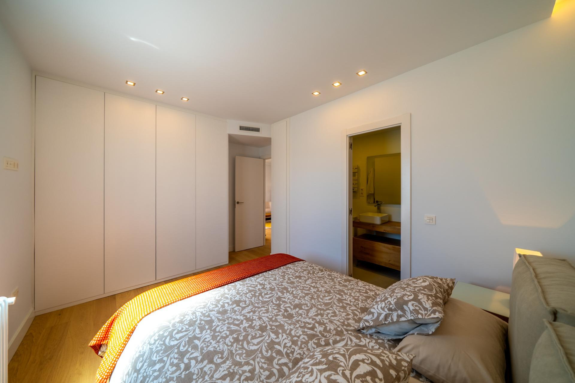 Resale - Apartment  - Madrid - Nuevos Ministerios-Ríos Rosas