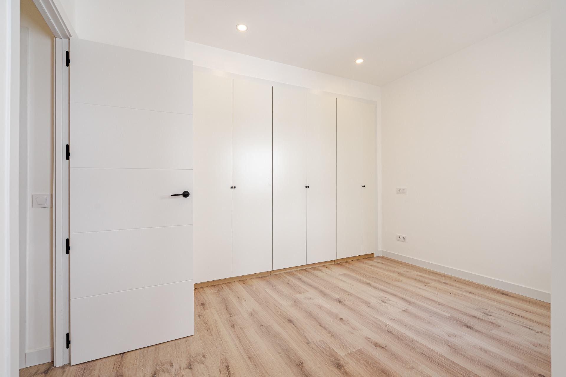 Resale - Apartment  - Madrid - Pacífico