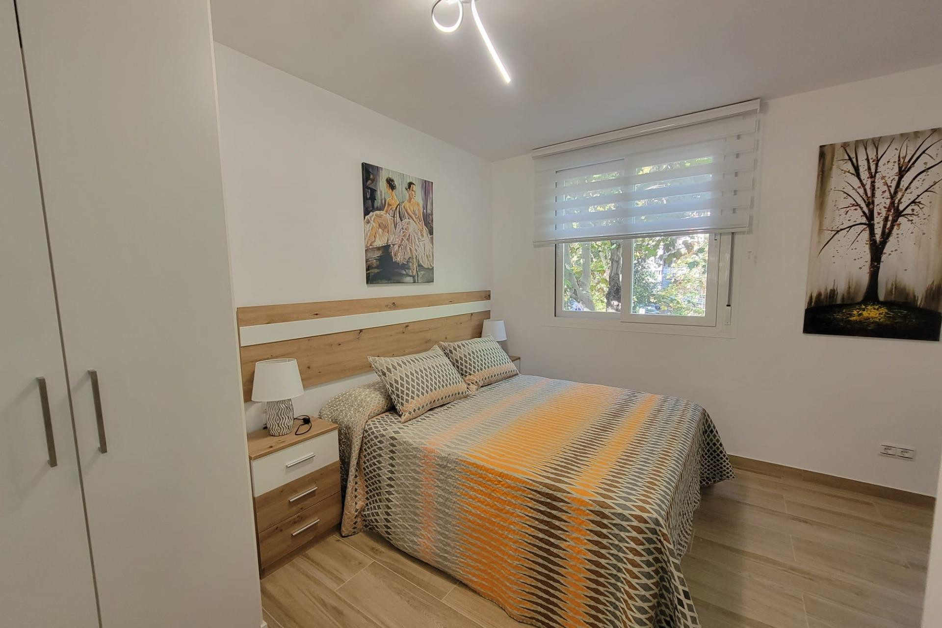 Resale - Apartment  - Madrid - Pinar del Rey