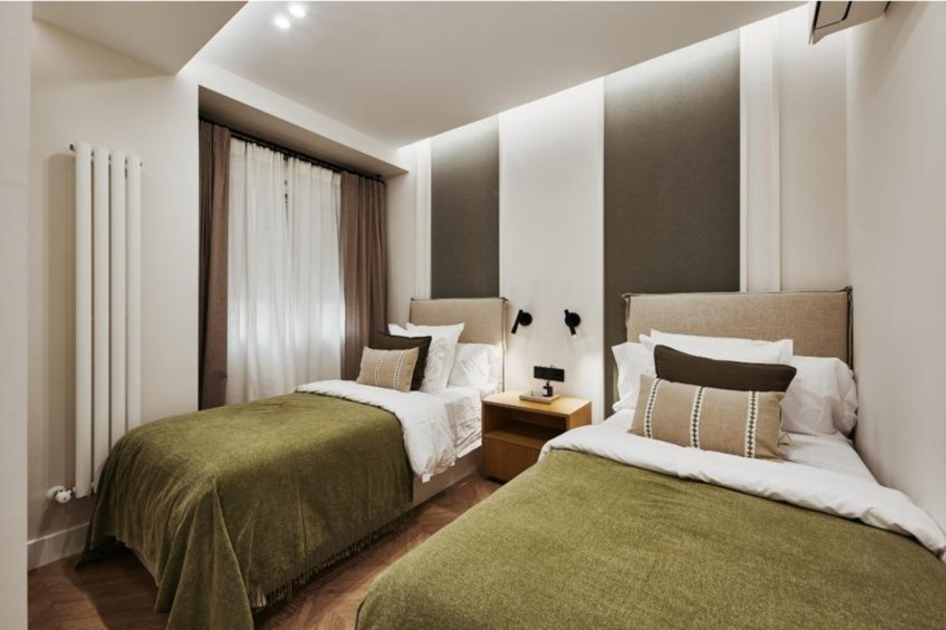 Resale - Apartment  - Madrid - Trafalgar