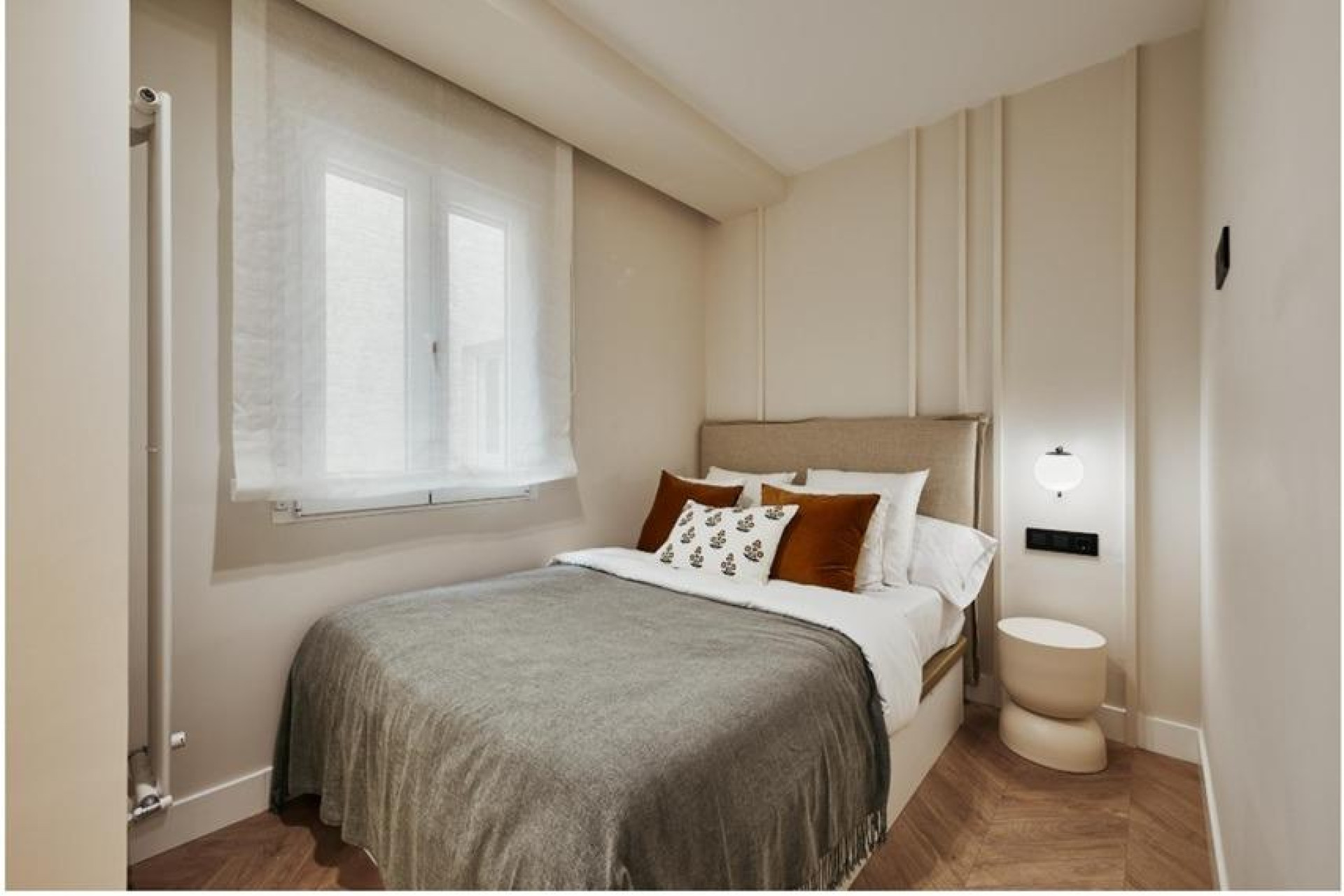 Resale - Apartment  - Madrid - Trafalgar