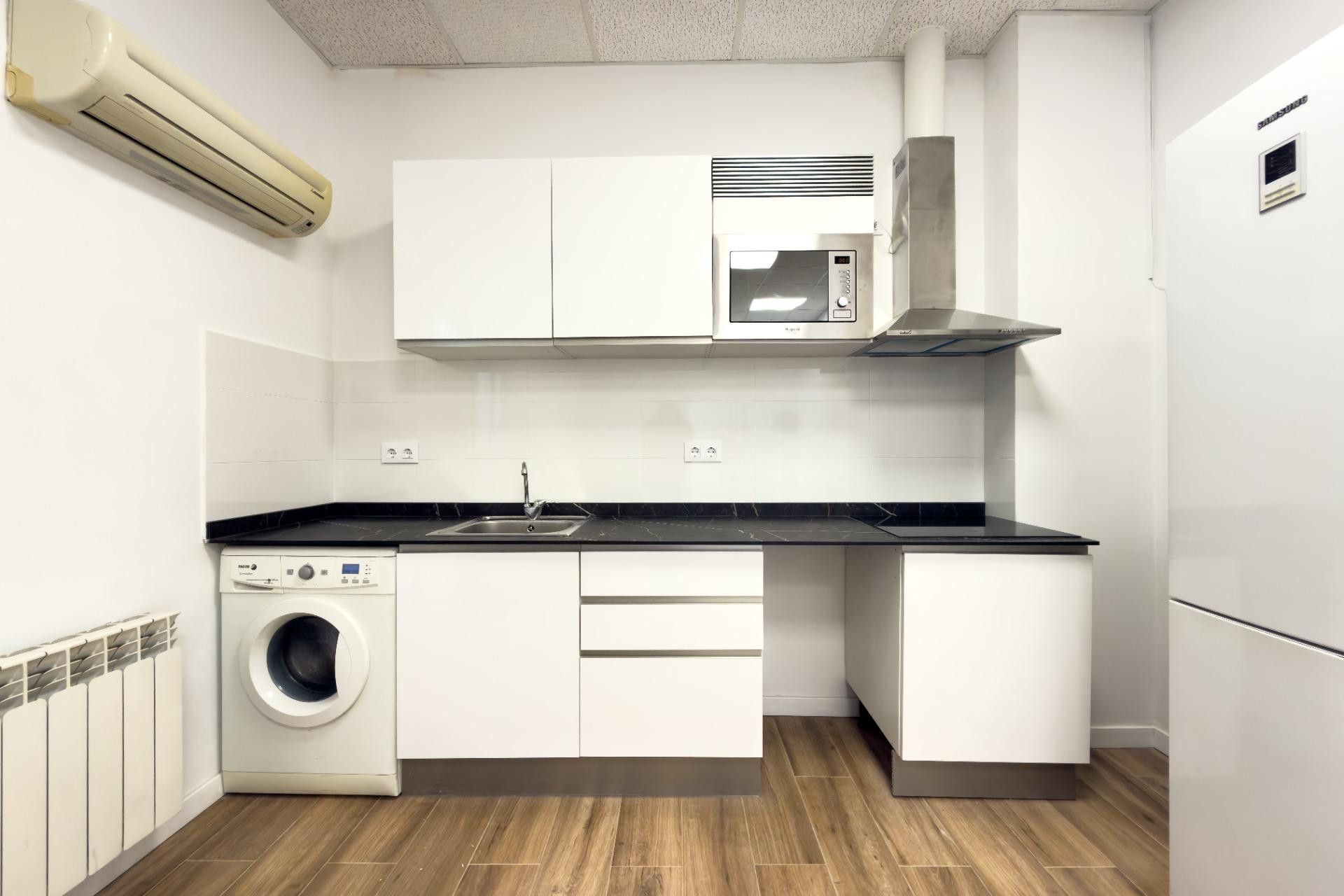 Resale - Apartment  - Madrid - Vallehermoso